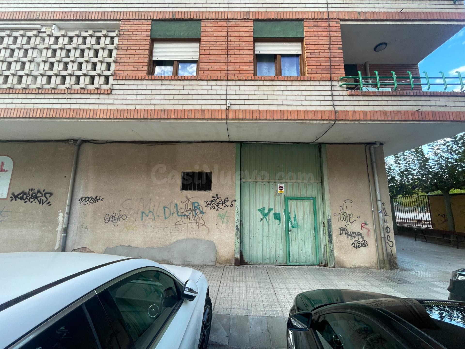 LOCAL COMERCIAL DE 247 M2 - foto 2
