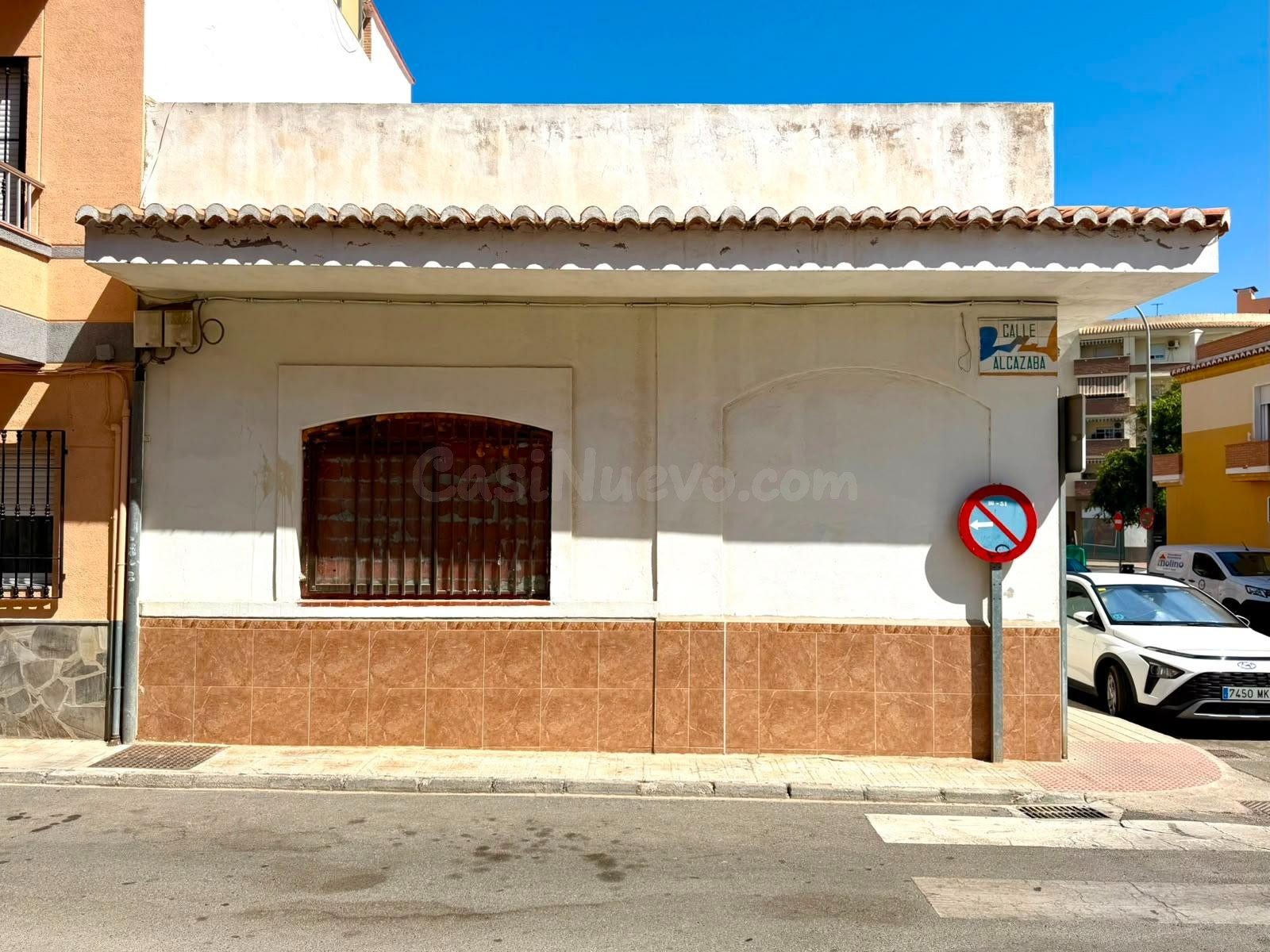 Negocio en Motril: Local comercial de 78m2 con potencial inv - foto 2