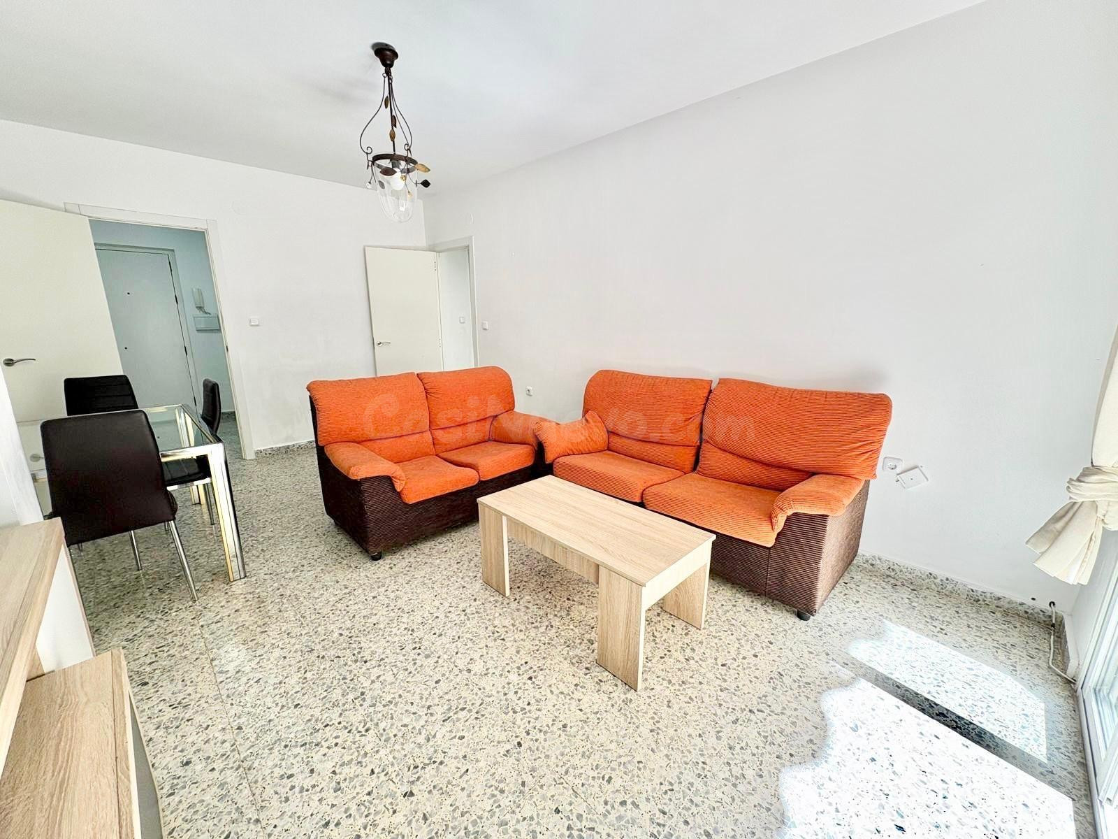 Piso de 3 habitaciones en el corazón de Salobreña - foto 3