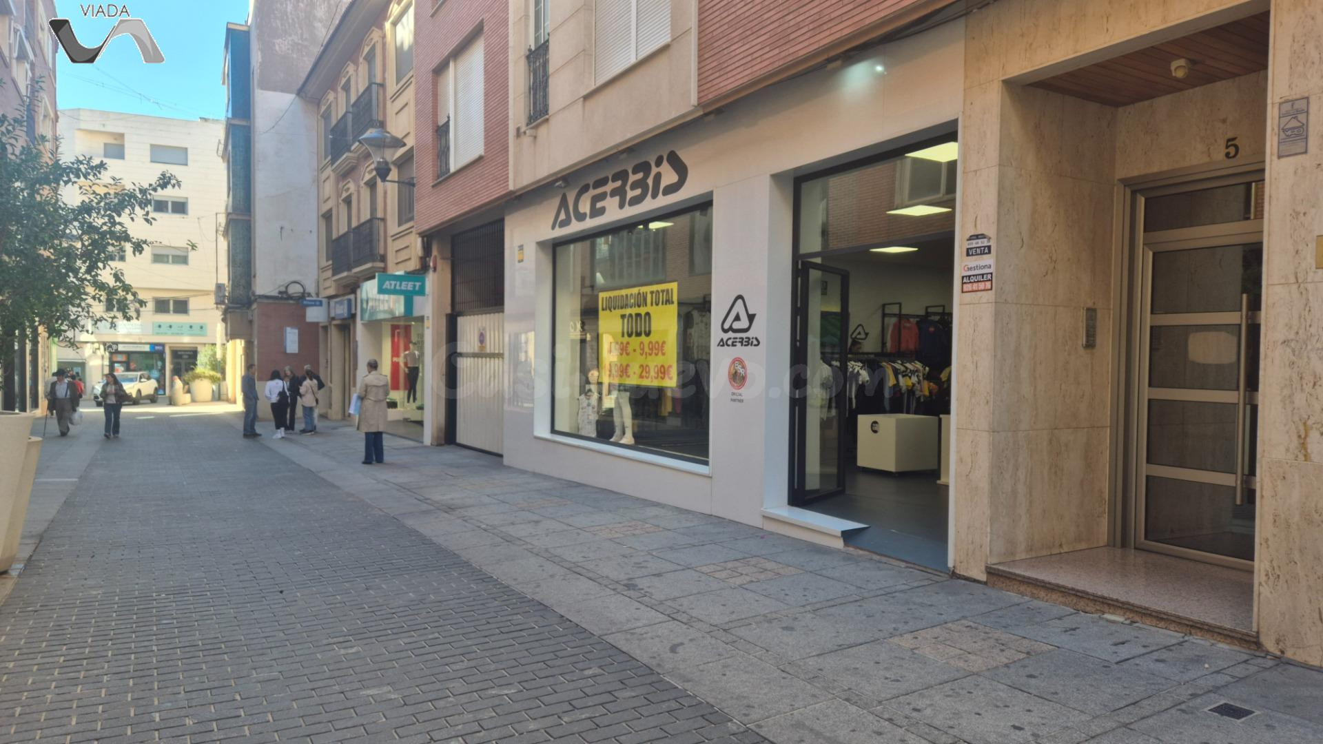 Local comercial 150m² en alquiler - CENTRO