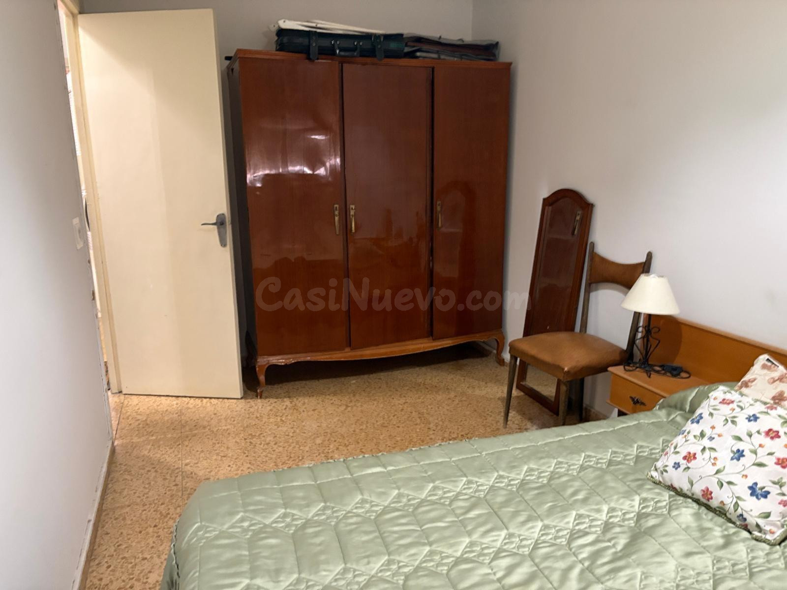 SE VENDE APARTAMENTO EN VALENCIA DE DON JUAN, AMUEBLADO, COC - foto 3