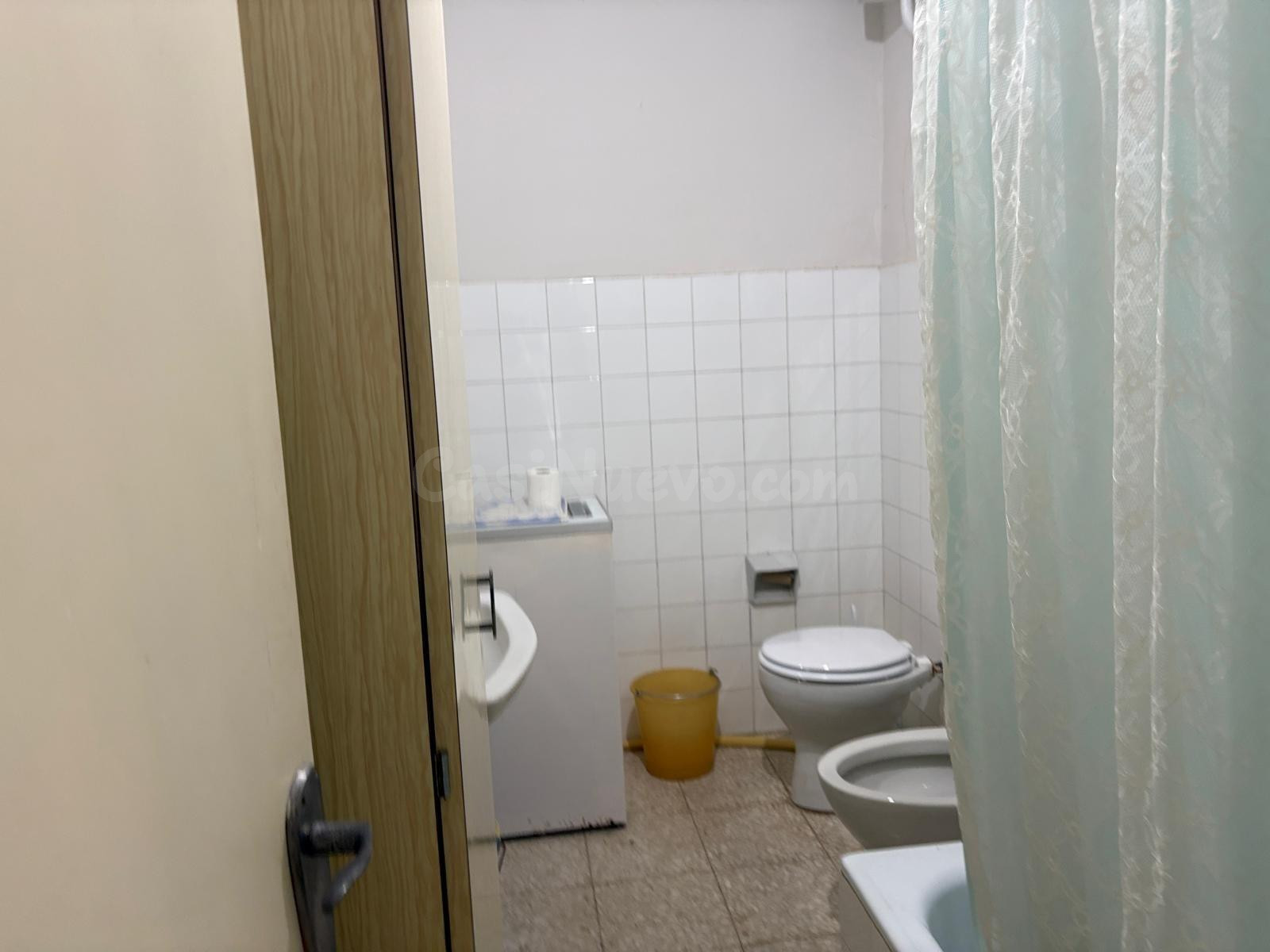 SE VENDE APARTAMENTO EN VALENCIA DE DON JUAN, AMUEBLADO, COC - foto 5