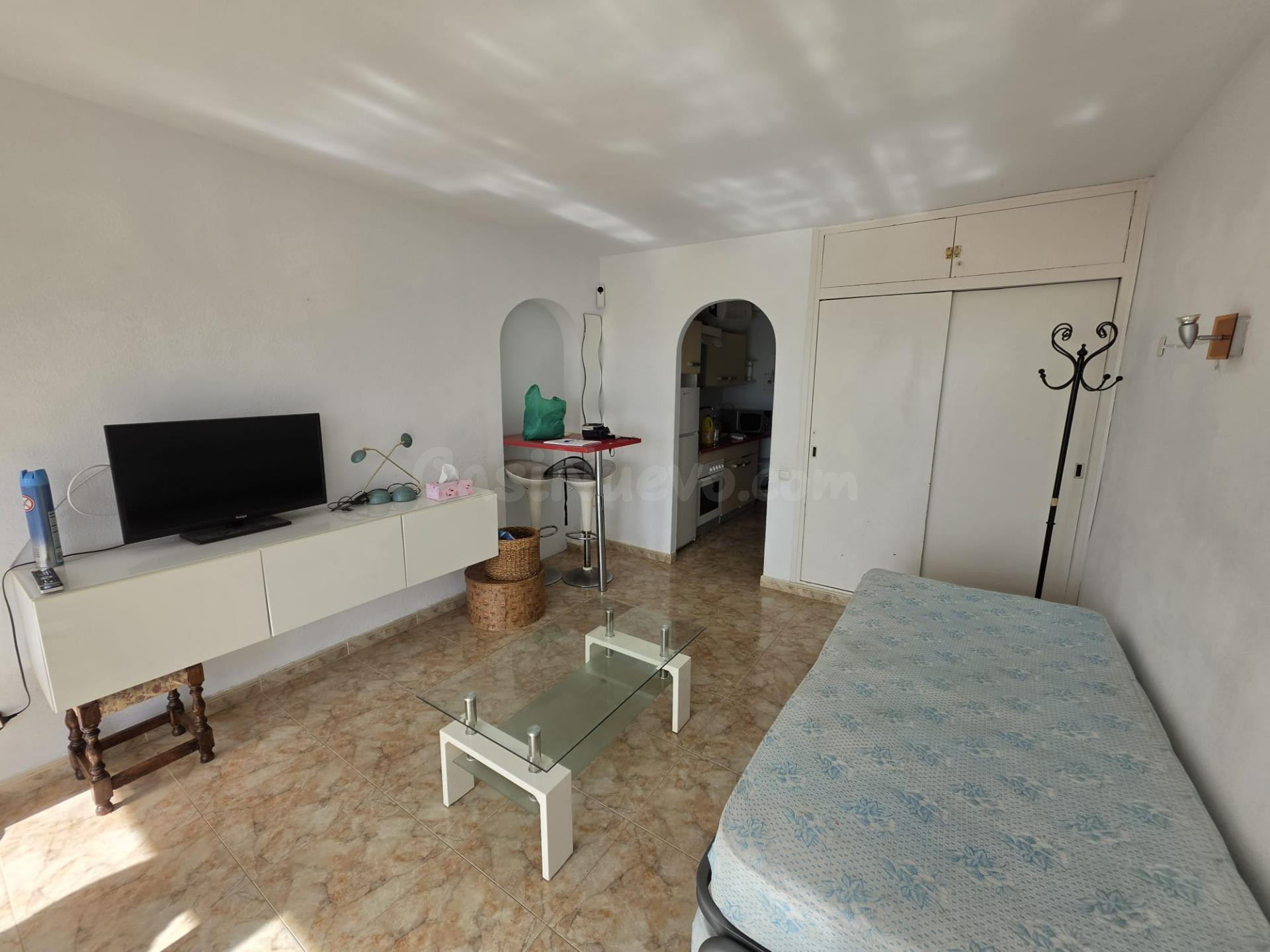 ESTUDIO CON VISTAS AL MAR Y LICENCIA TURISTICA
