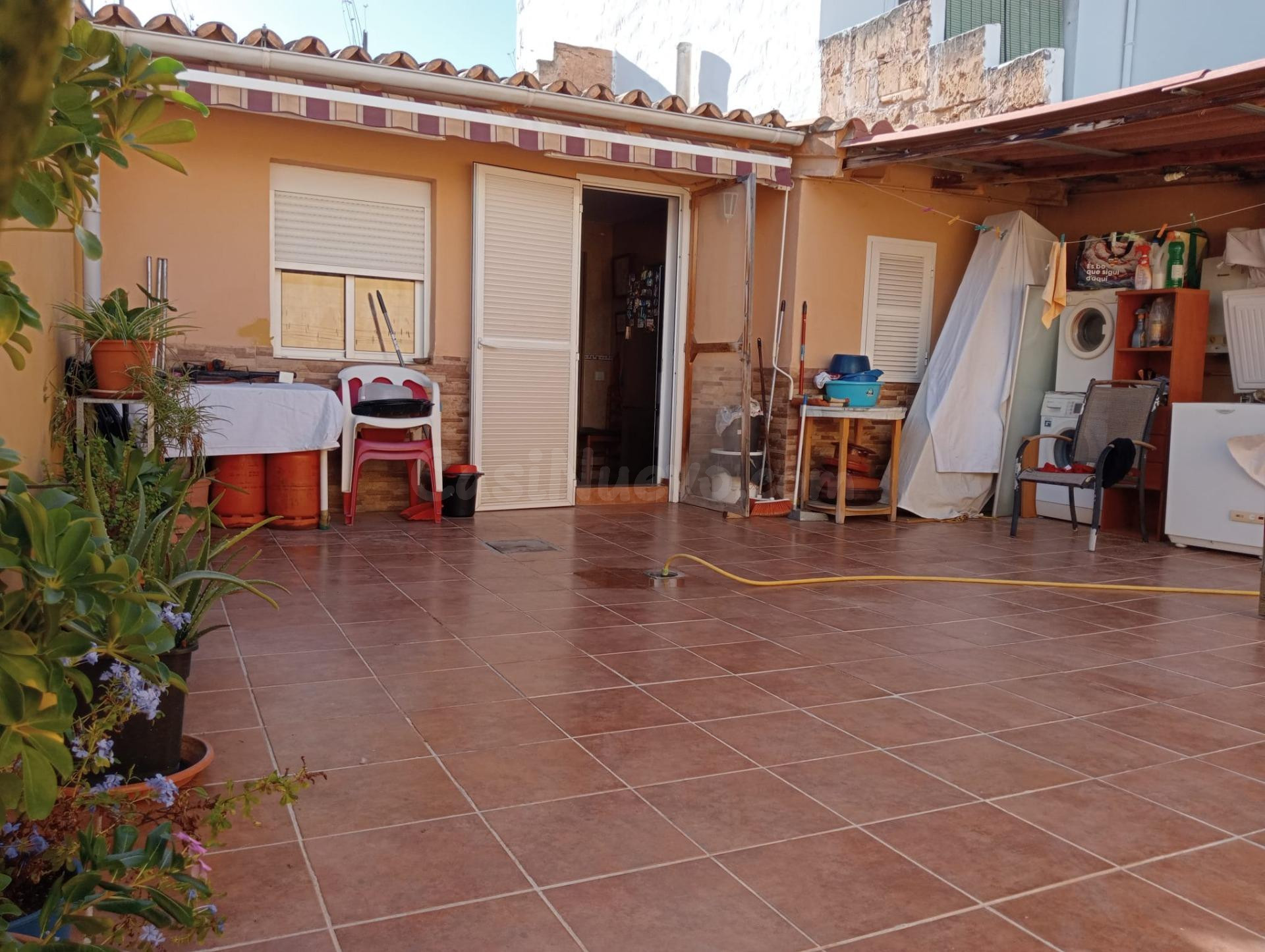 PLANTA BAJA TECHO LIBRE REFORMADA JUNTO A REYES CATOLICOS