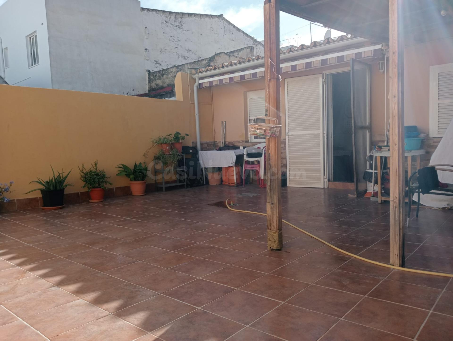 PLANTA BAJA TECHO LIBRE REFORMADA JUNTO A REYES CATOLICOS - foto 3