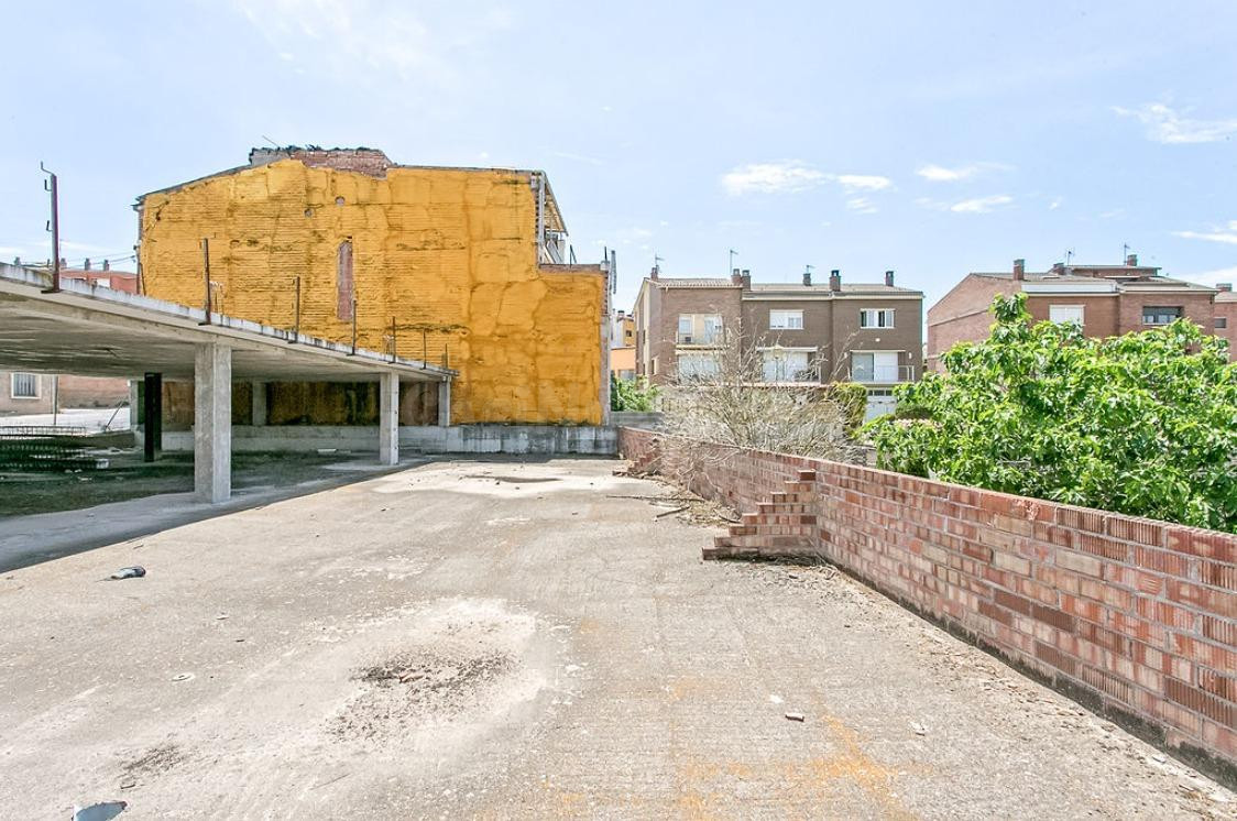 Edificio 991m² en venta - Centro urbano 90
