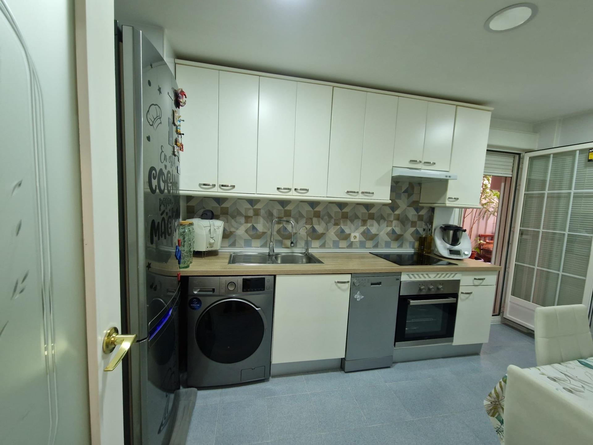 AOC VENDE PISO TOTALMENTE REFORMADO EN LOMINCHAR 2,HAB,2 BAÑ - foto 4