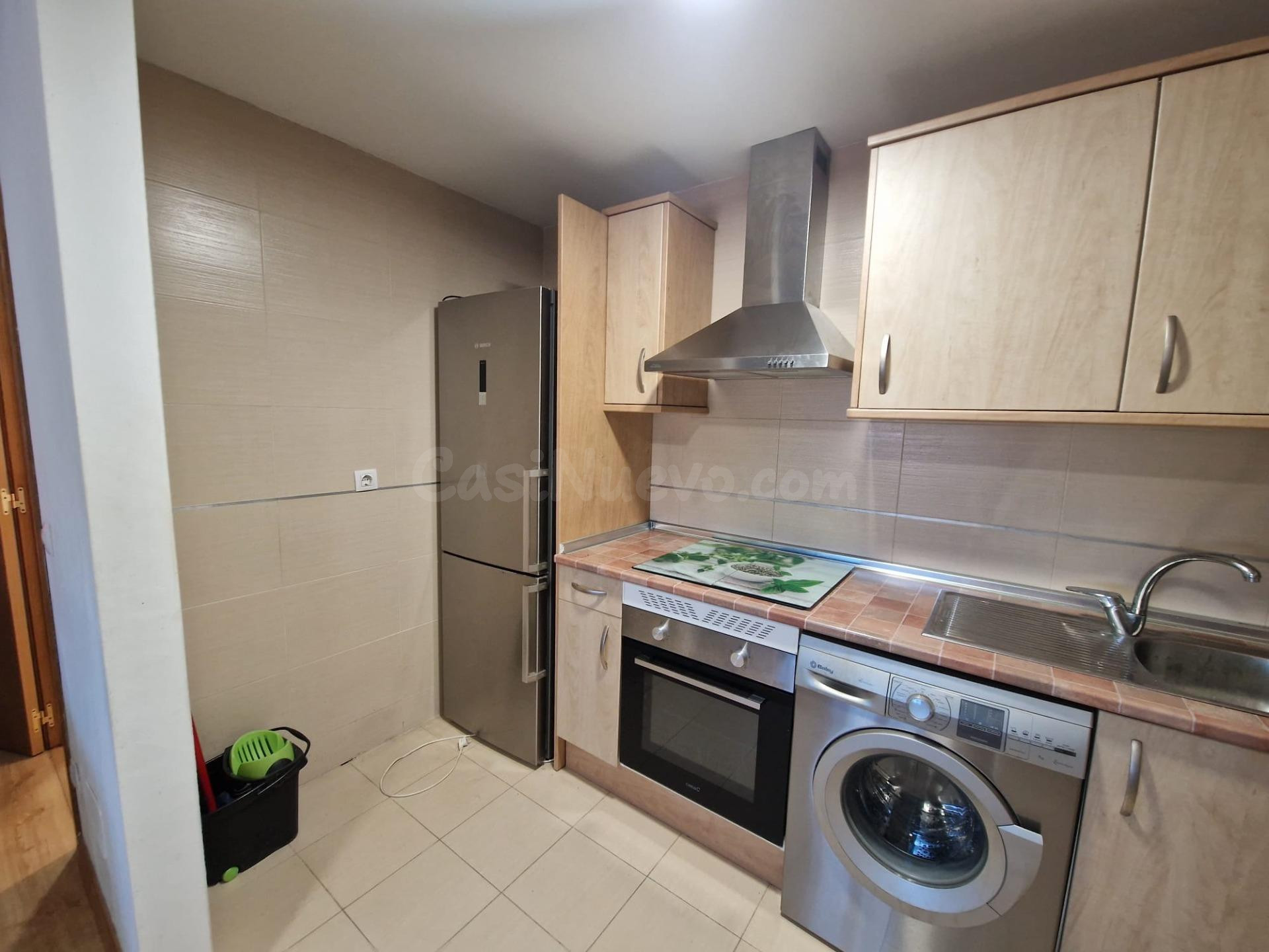 AOC VENDE PISO EN LOMINCHAR 2HAB, 1 BAÑO, PATIO 5 M2 Y TRAST - foto 3