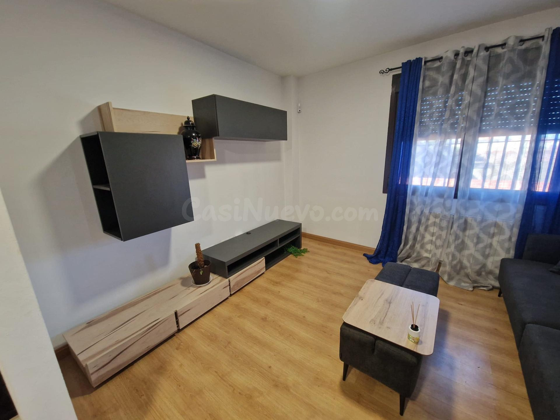 AOC VENDE PISO EN LOMINCHAR 2HAB, 1 BAÑO, PATIO 5 M2 Y TRAST - foto 4