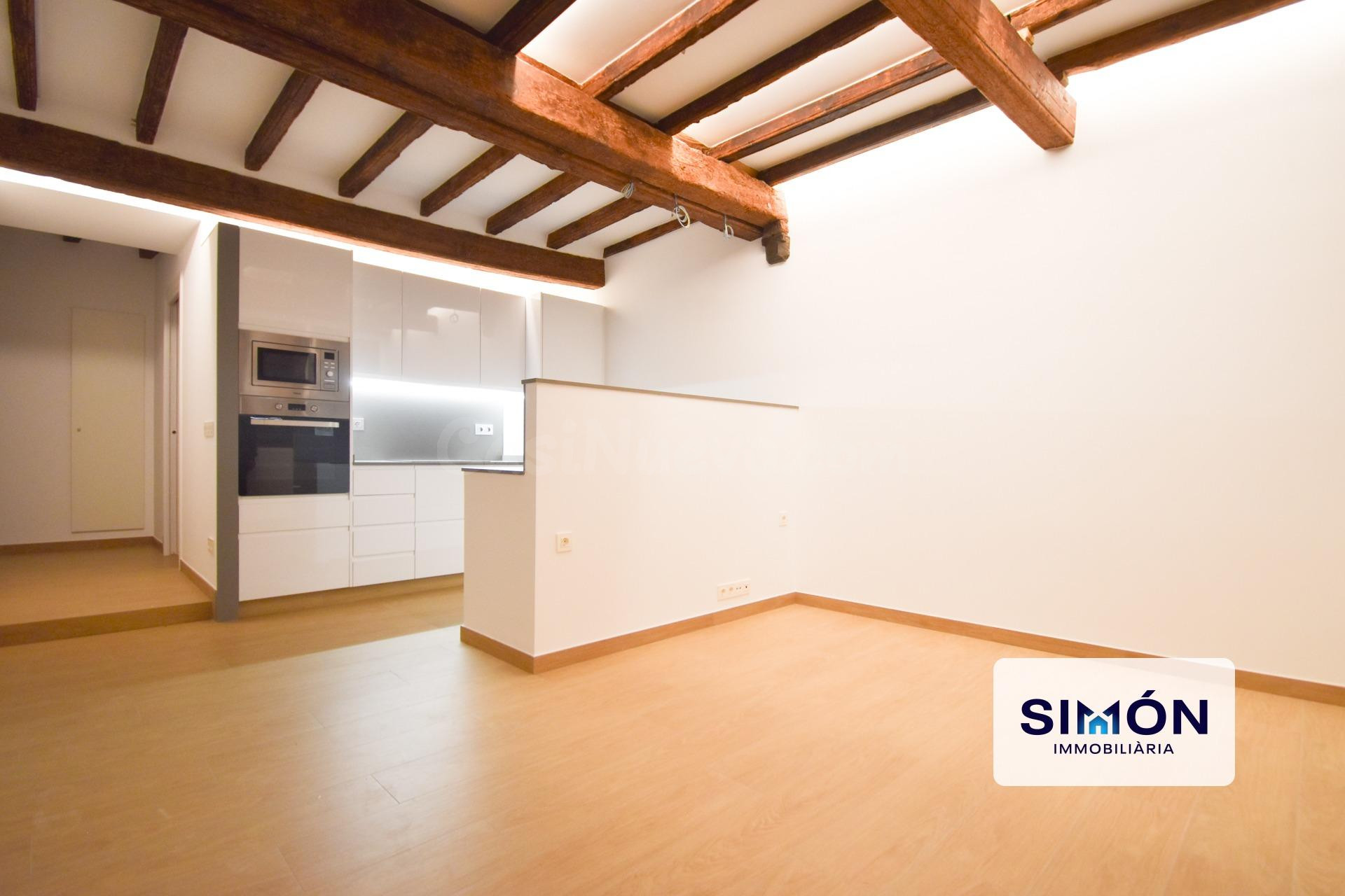 ¡Precioso Piso de 3 habitaciones acabado de reformar en Berga!