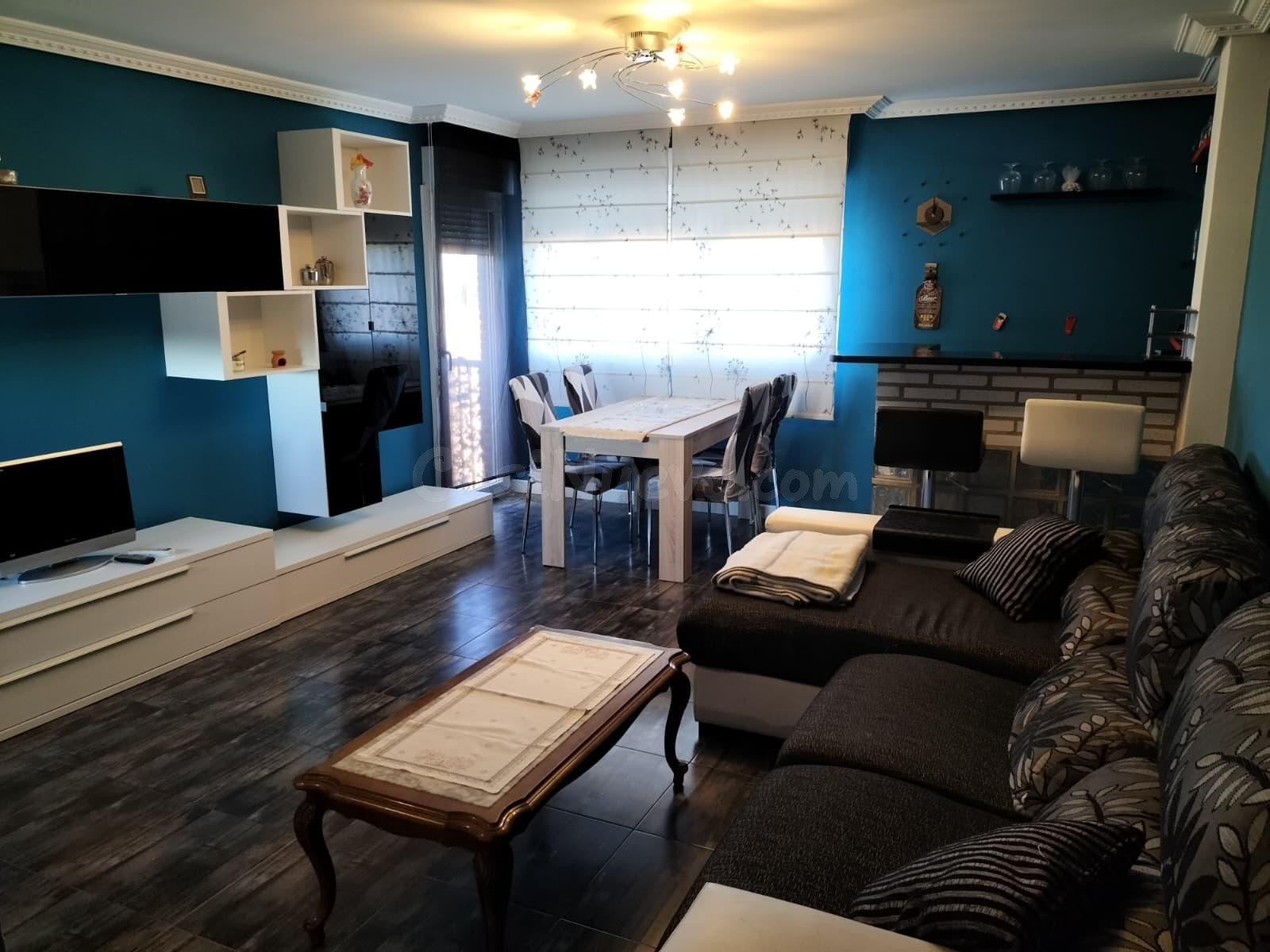 MONCASA ALQUILA PISO EN VENTA DE BAÑOS