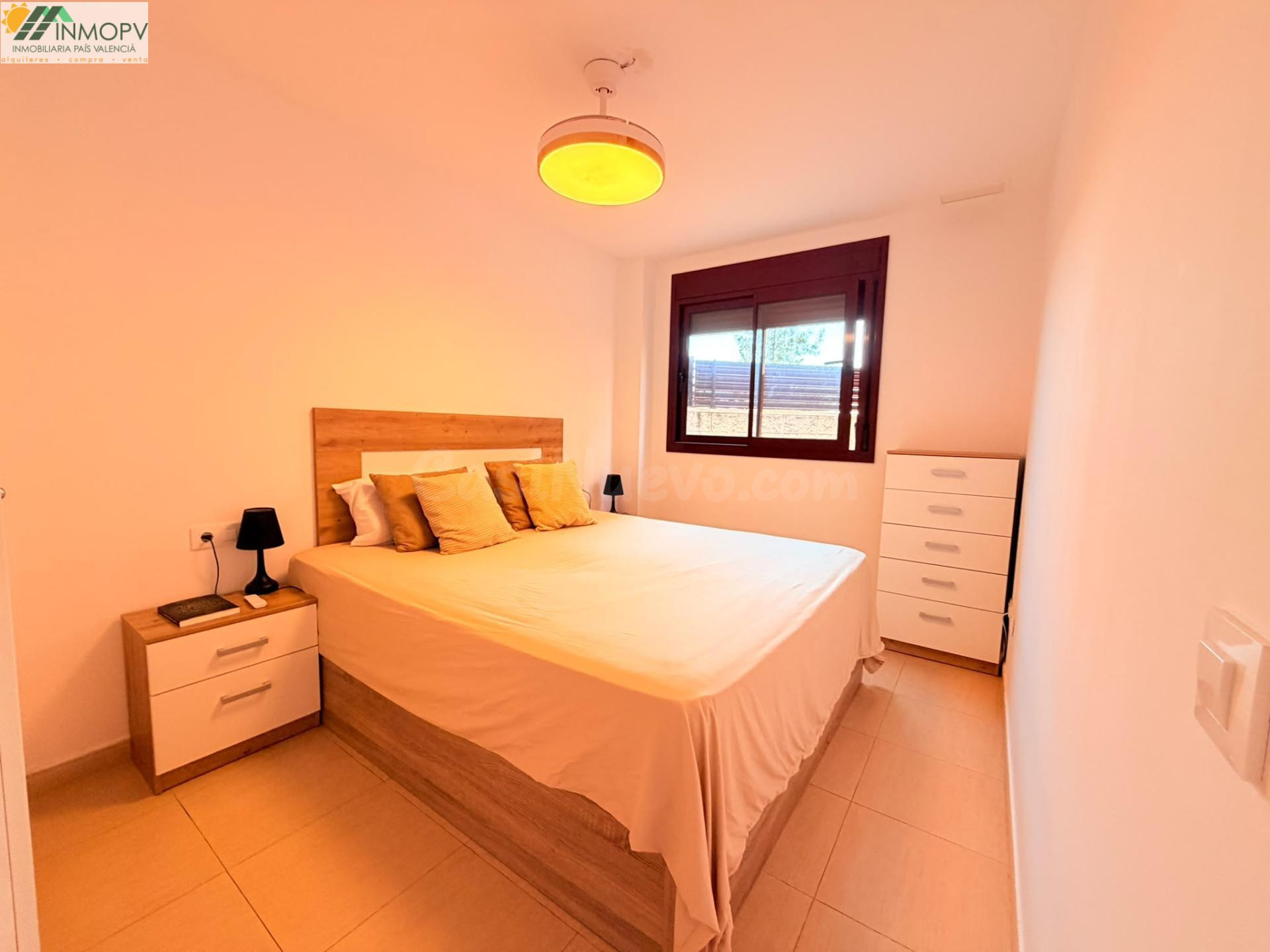 APARTAMENTO ESQUINERO EN PLANTA BAJA CON 2 DORMITORIOS, PISC - foto 5