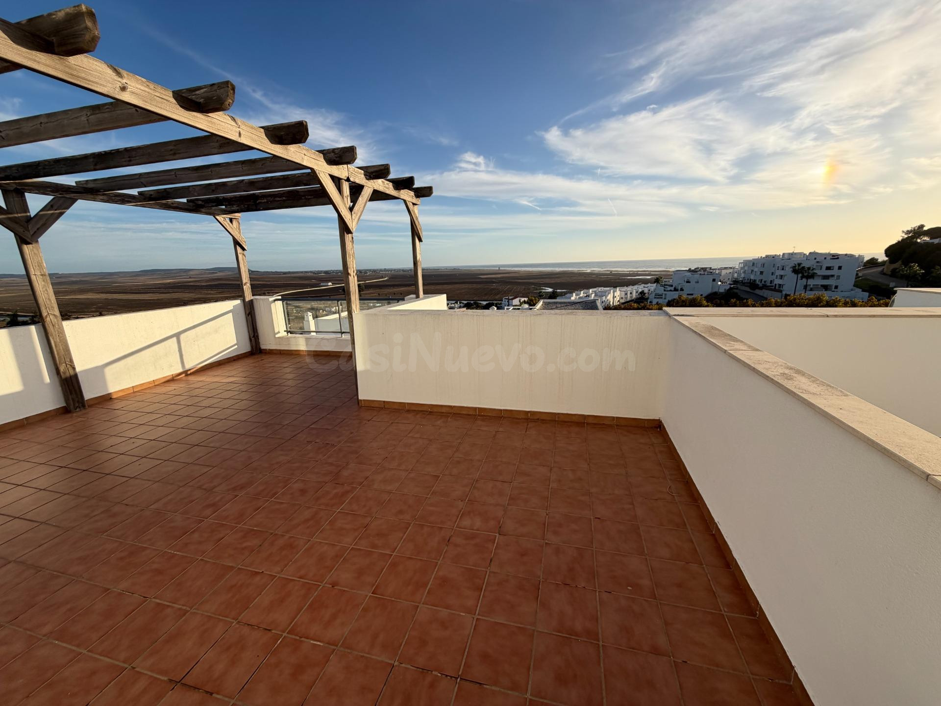 Vivienda adosada con piscina, licencia turística y solárium con vistas a El Palmar