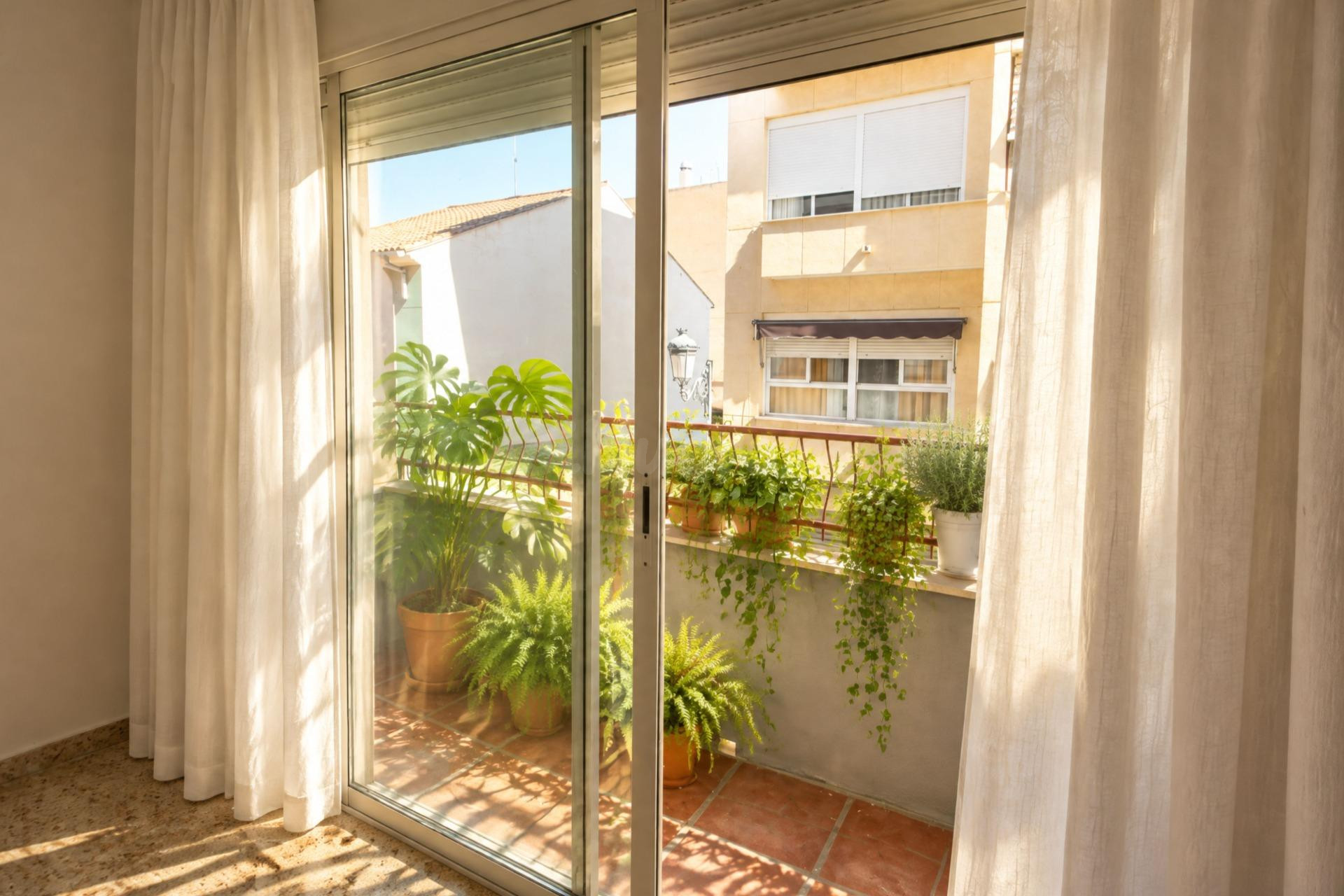 VENTA PISO CON ASCENSOR EN BENIMAMET