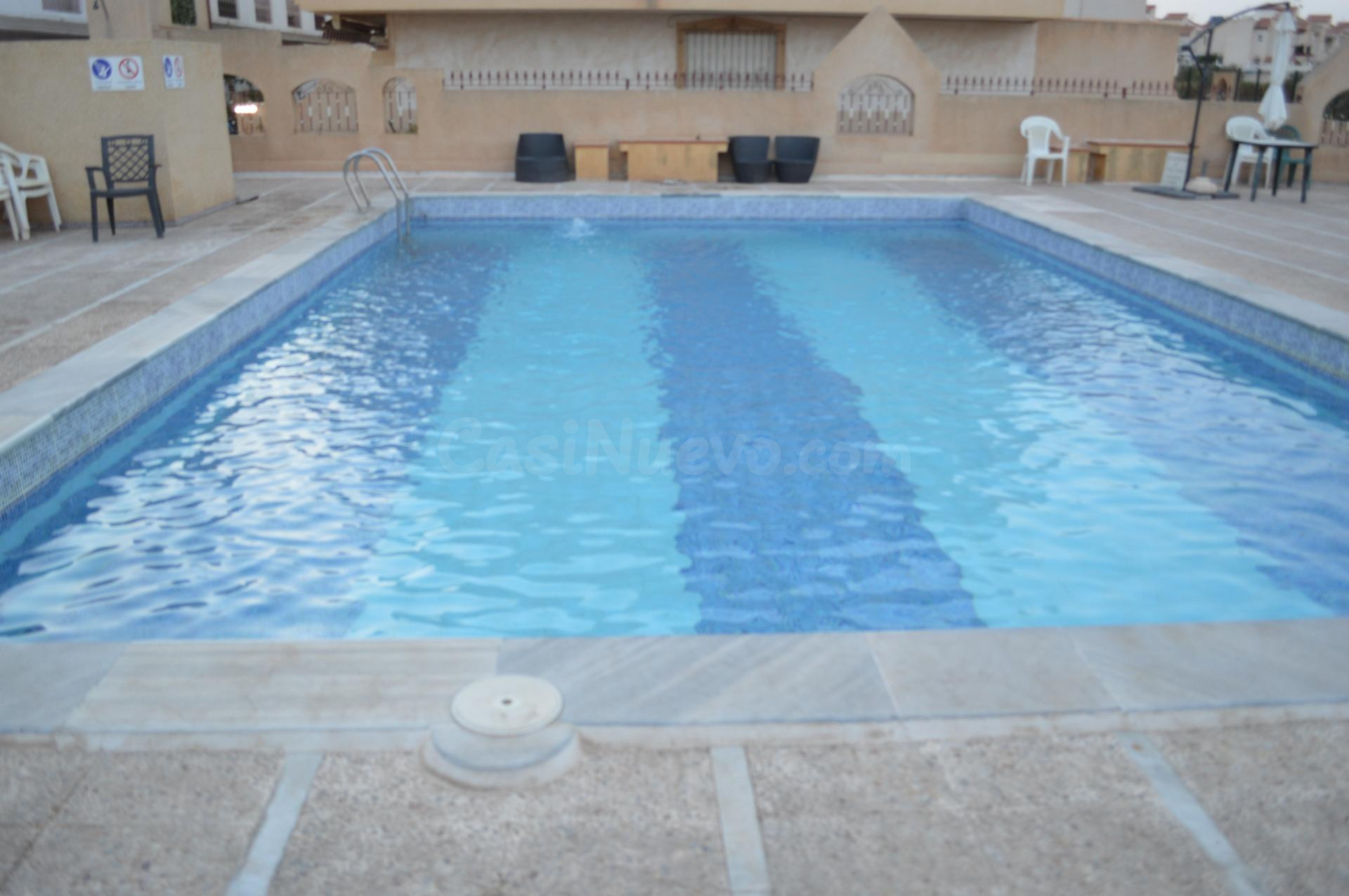 Encantador triplex en La Zenia, Orihuela Costa - ¡Tu Refugio Perfecto cerca del Mar!