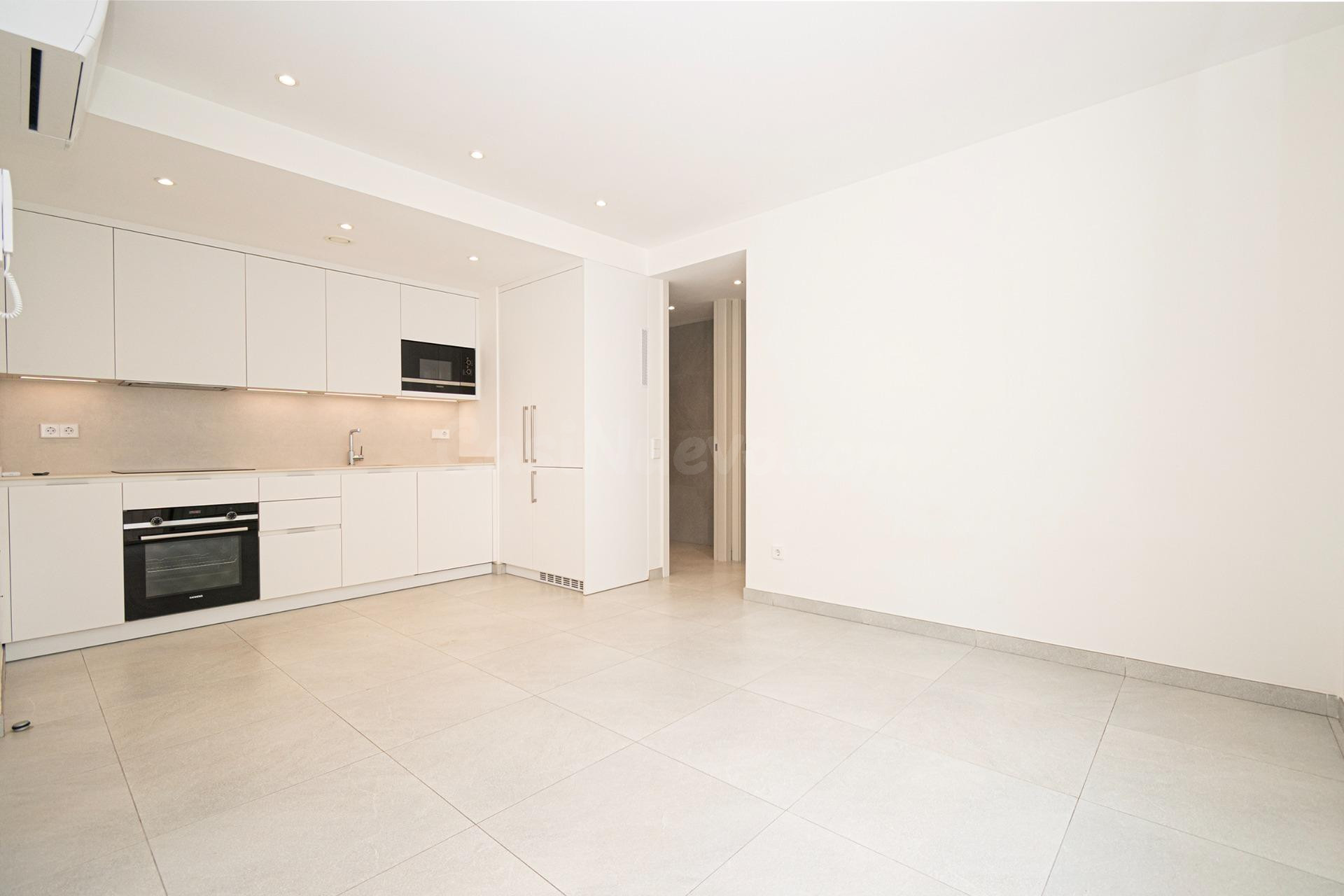 Apartamento seminuevo de diseño junto al Paseo Mallorca - foto 4