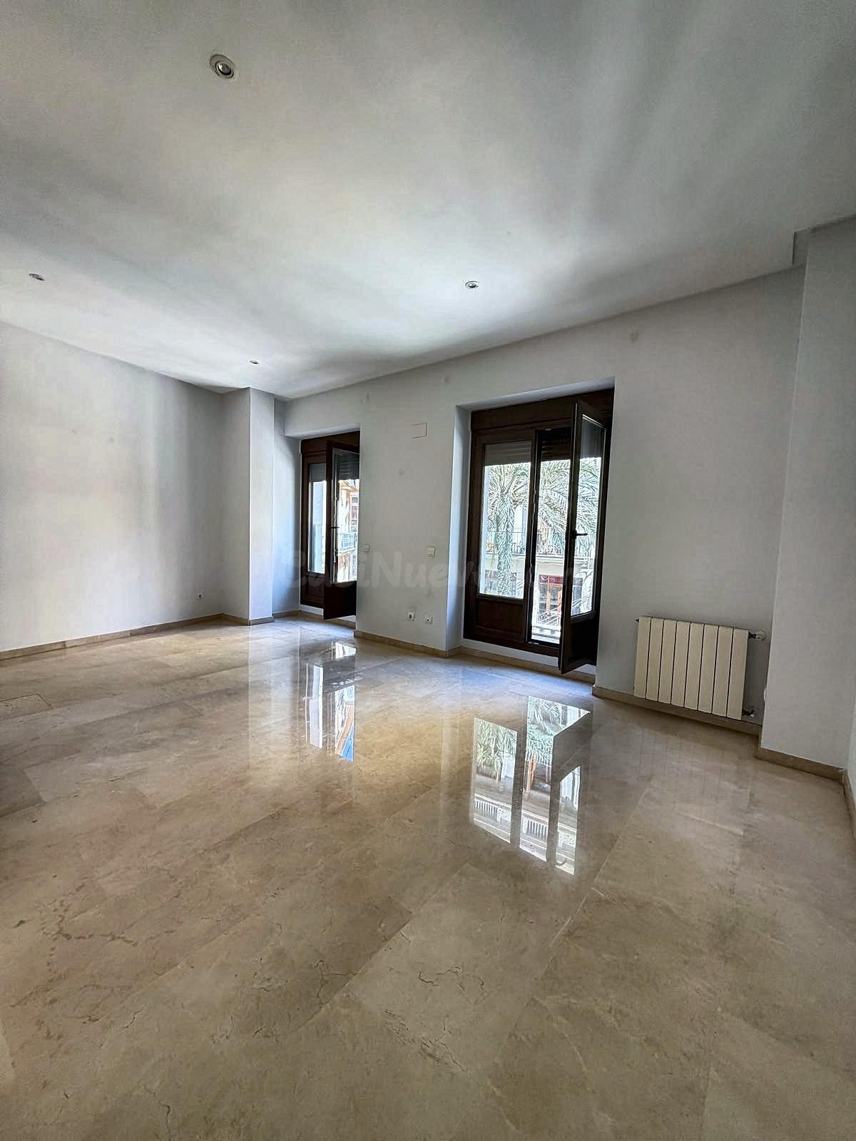 Piso de lujo en el centro de Valencia - foto 2