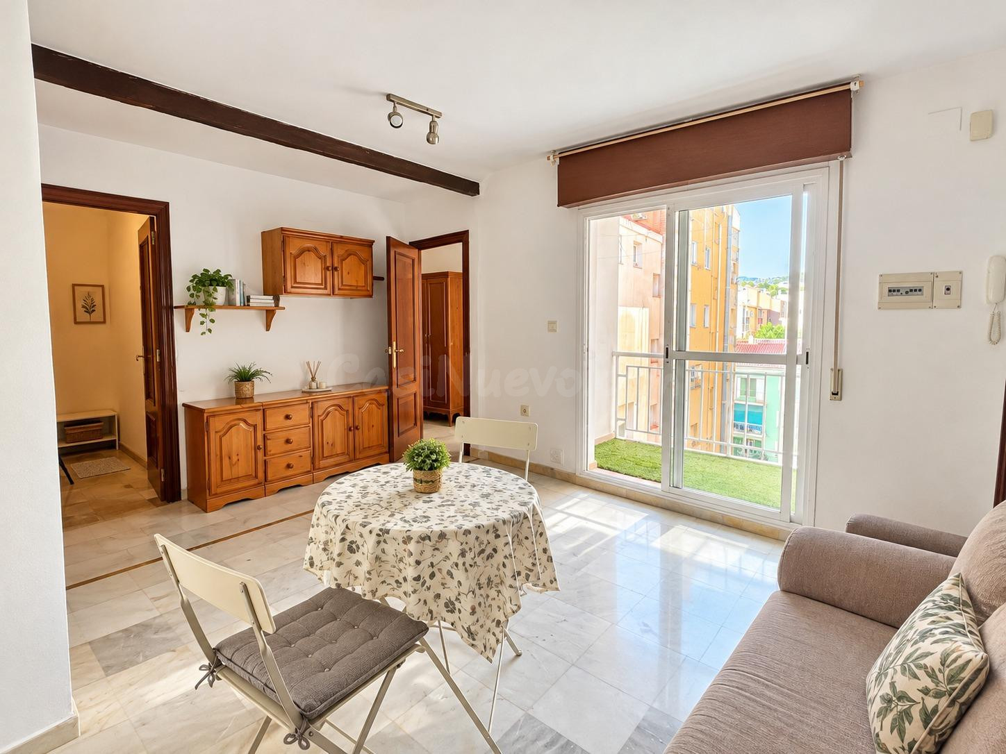 Apartamento de 1 dormitorio con terraza junto a la Universidad – El Ejido