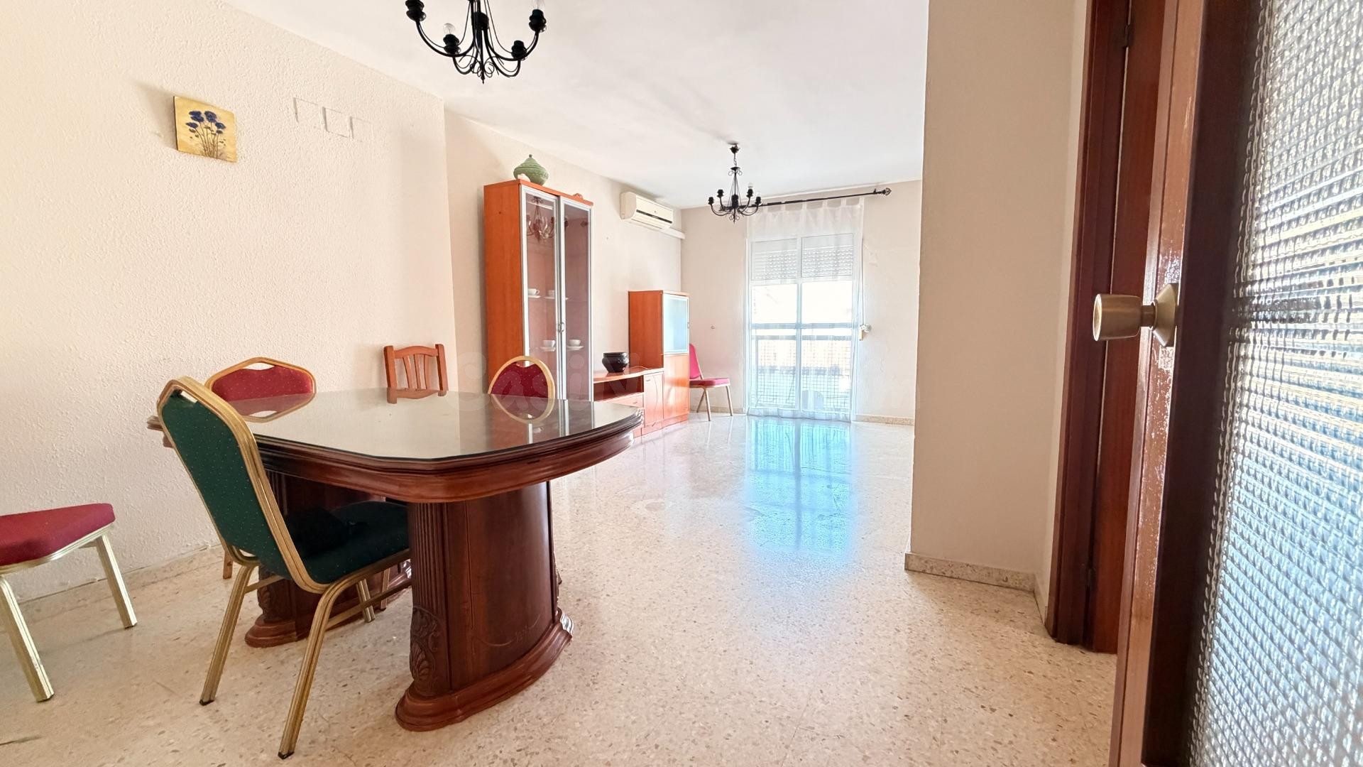 Piso de 3 dormitorios con trastero en zona Los Ratones | Los - foto 2