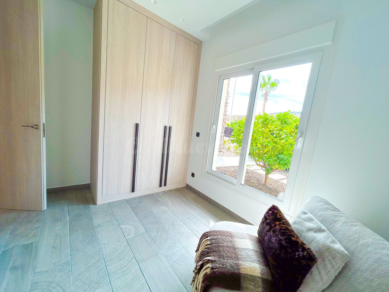 VILLA DE 3 DORMITORIOS 2 BAÑOS EN ALGORFA (ORIHUELA COSTA) - foto 5