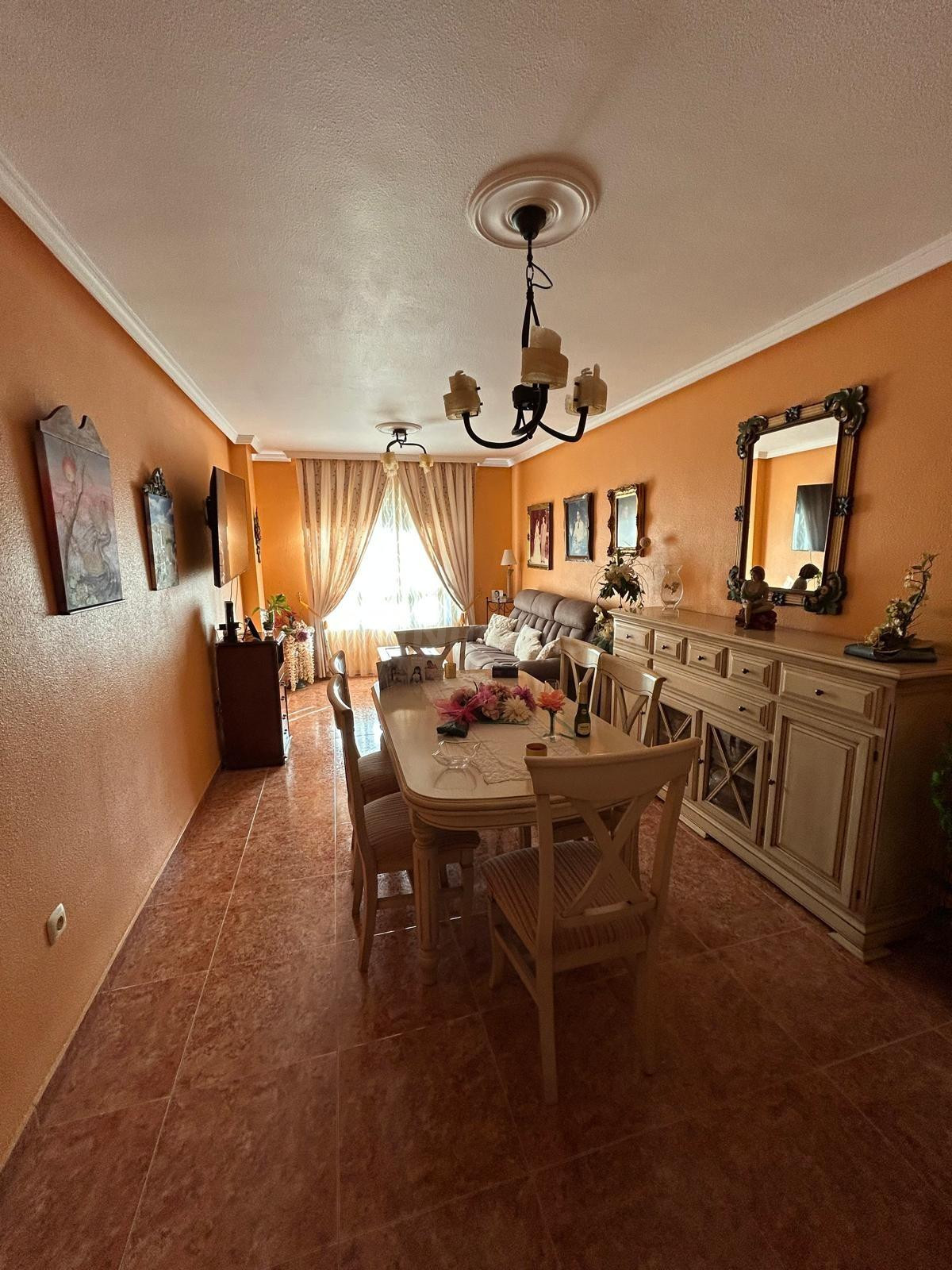 Exclusivo Piso en Puebla de Vícar con Vistas y Comodidades - foto 4
