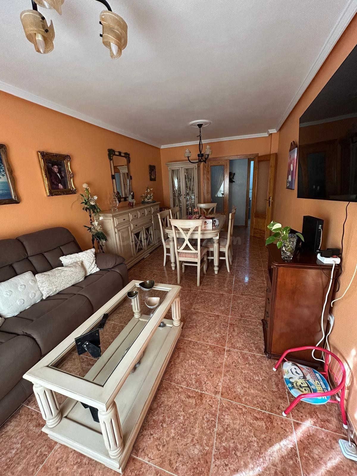 Exclusivo Piso en Puebla de Vícar con Vistas y Comodidades - foto 5