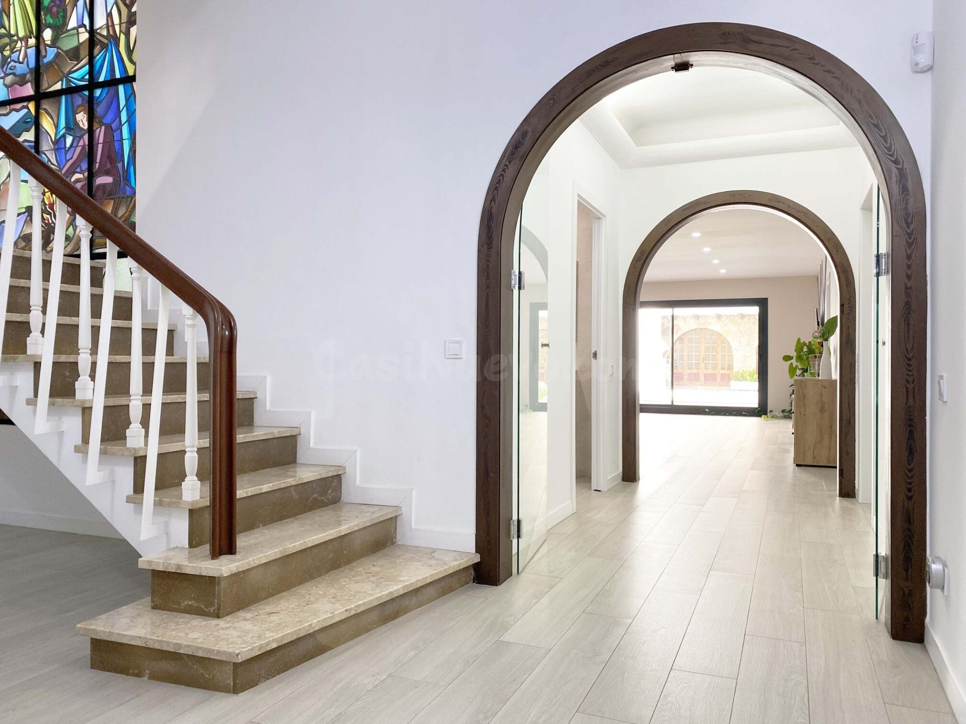 Chalet adosado en venta en Calle de Regàs - foto 5