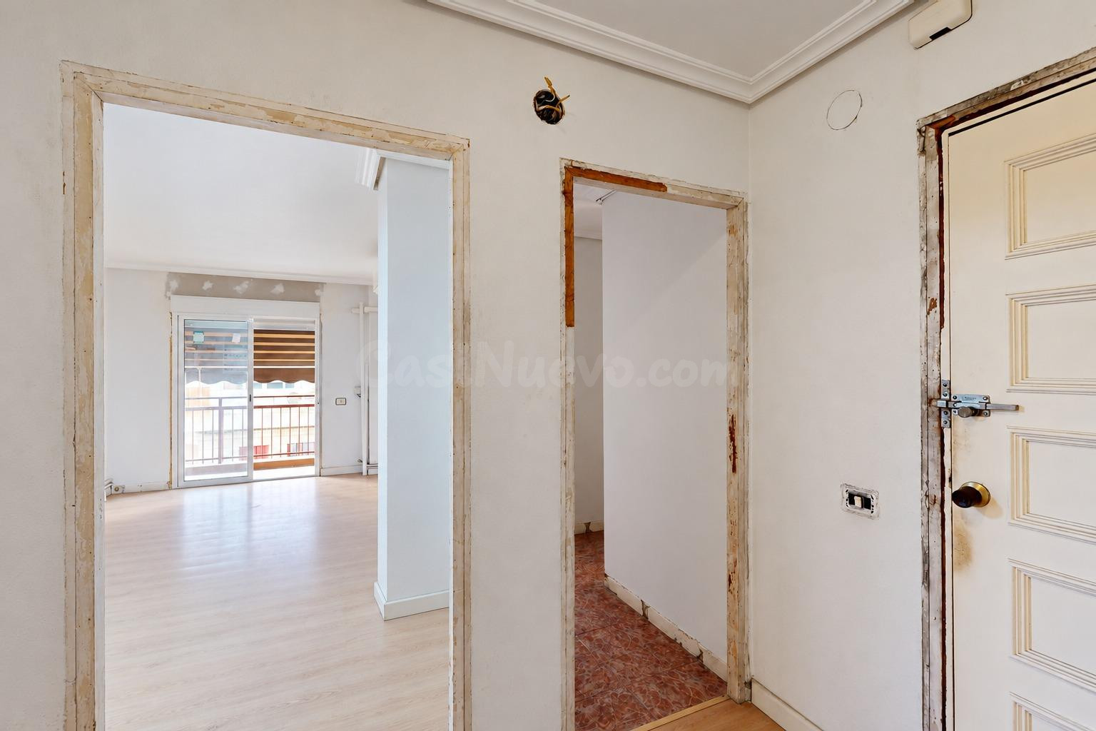 Piso exterior de 111 m2 con 4 dormitorios, garaje y trastero - foto 2