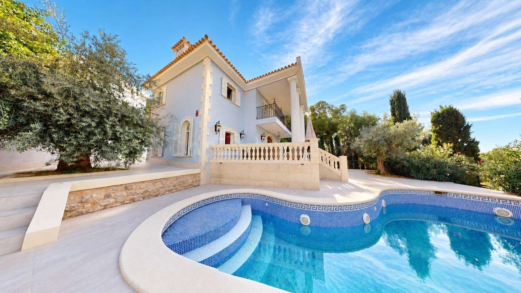 Exclusiva villa en Costa de la Calma: amplitud, elegancia y privacidad
