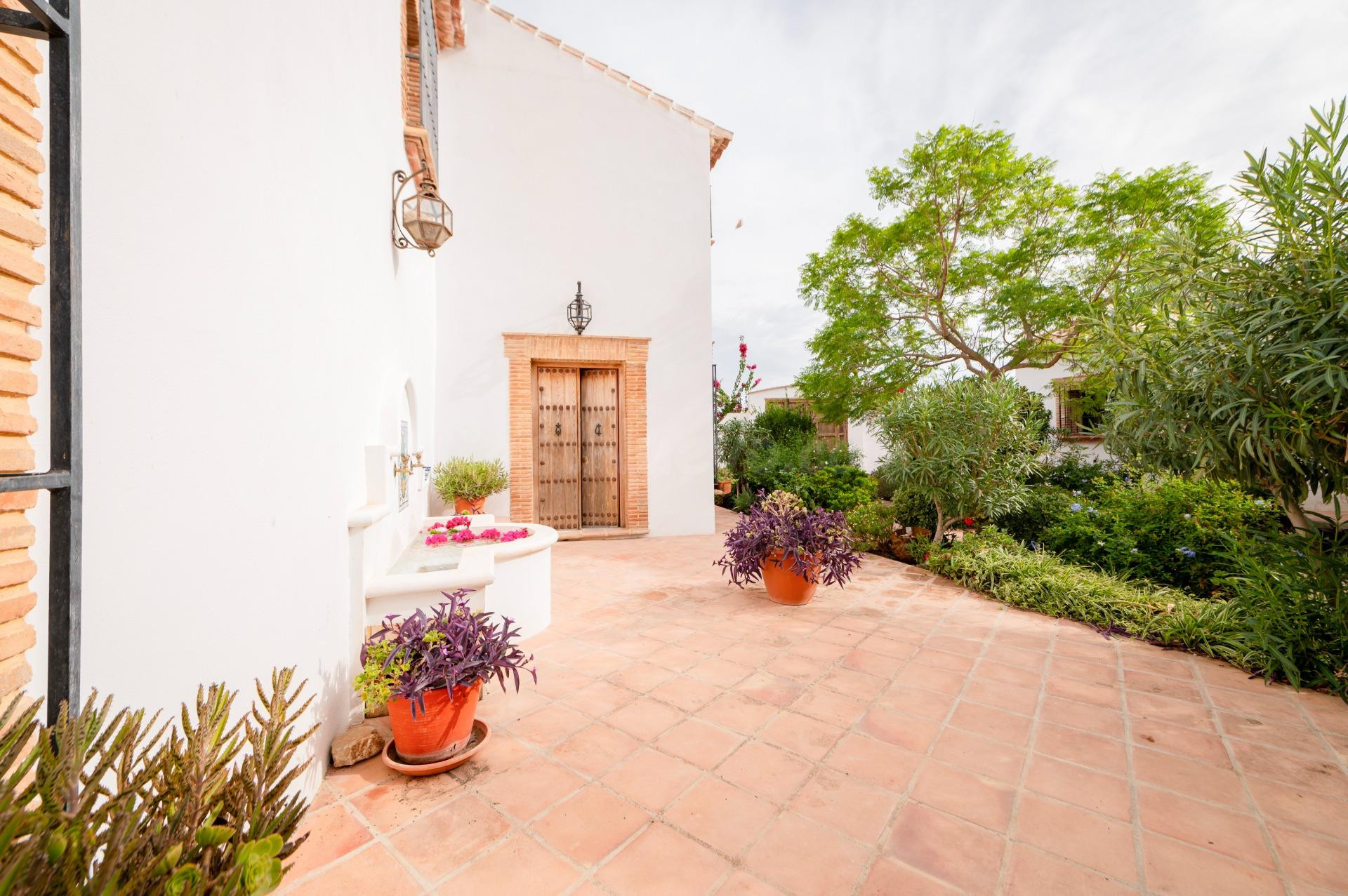 Casa de Campo Reformada en Villanueva de la Concepción: Paz, - foto 4