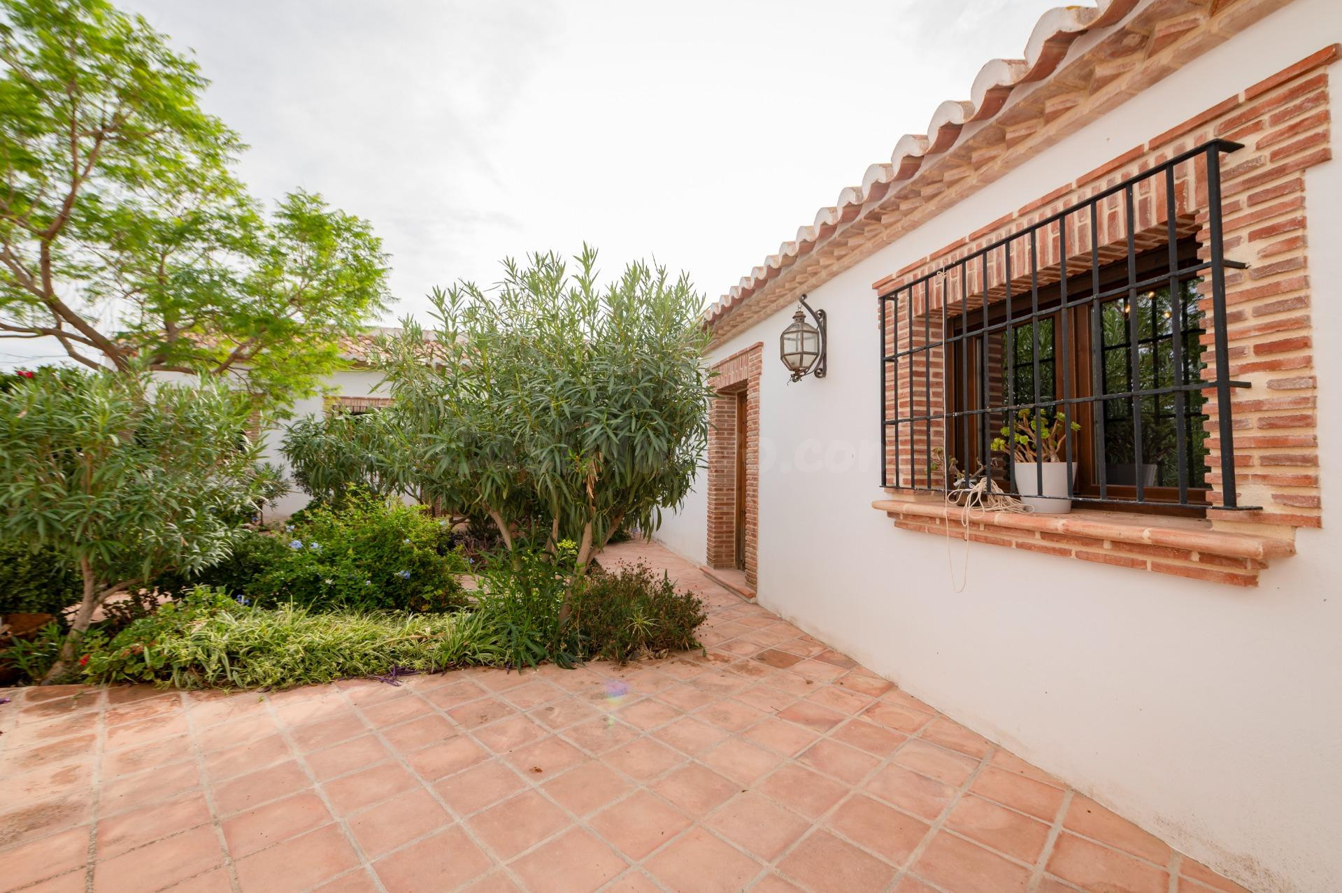 Casa de Campo Reformada en Villanueva de la Concepción: Paz, - foto 5