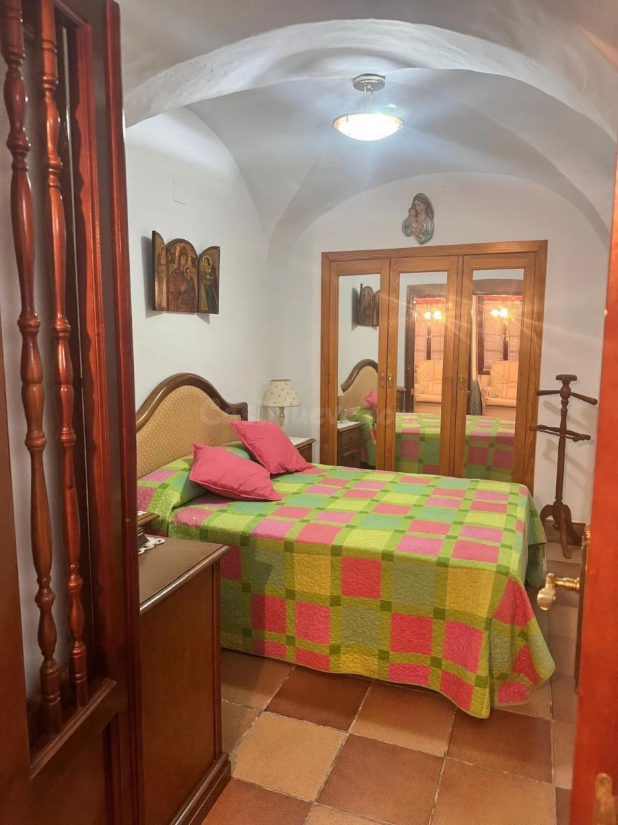 Magnifica casa con dos viviendas en Villanueva del Fresno - foto 5