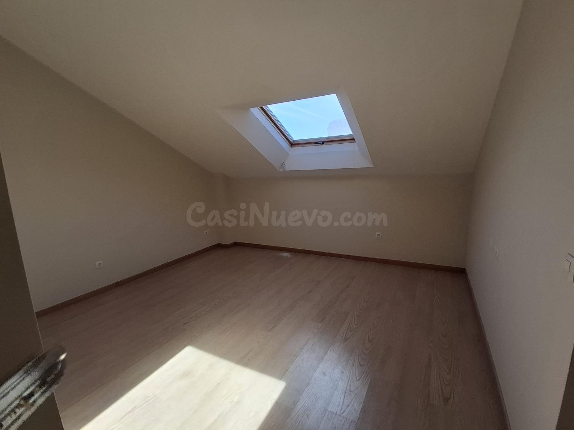 Piso a estrenar de 2 dormitorio con ascensor en el centro de - foto 4
