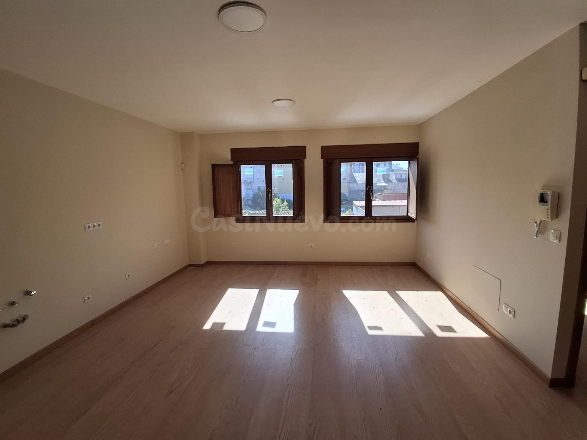 Piso a estrenar de 1 dormitorio con ascensor en el centro de - foto 3