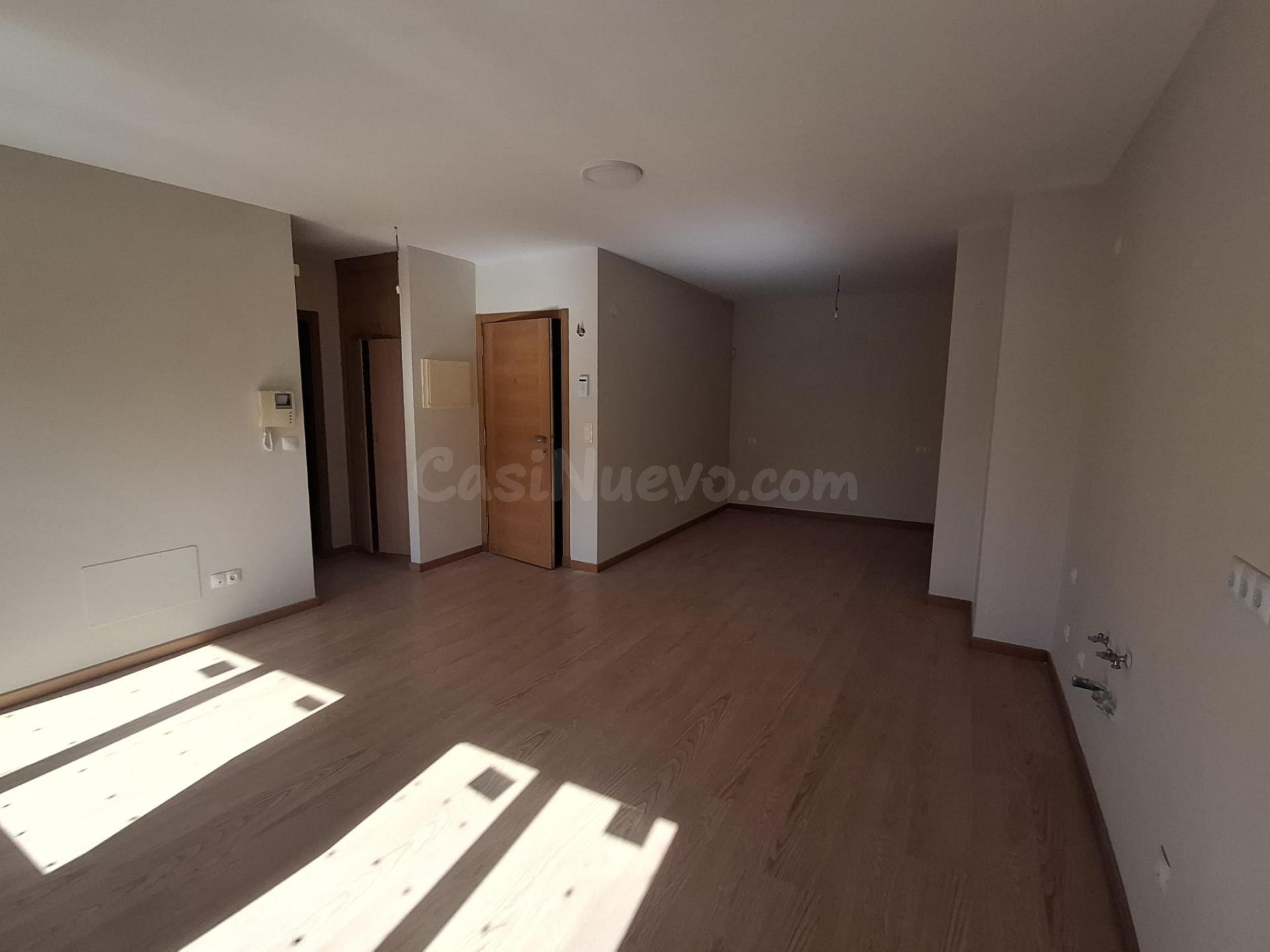 Piso a estrenar de 1 dormitorio con ascensor en el centro de - foto 4