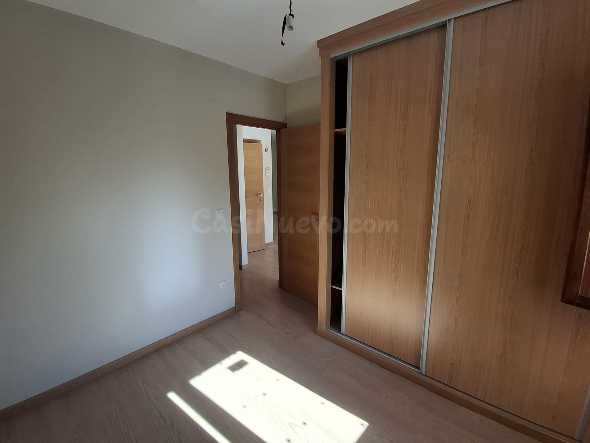 Piso a estrenar de 1 dormitorio con ascensor en el centro de - foto 5