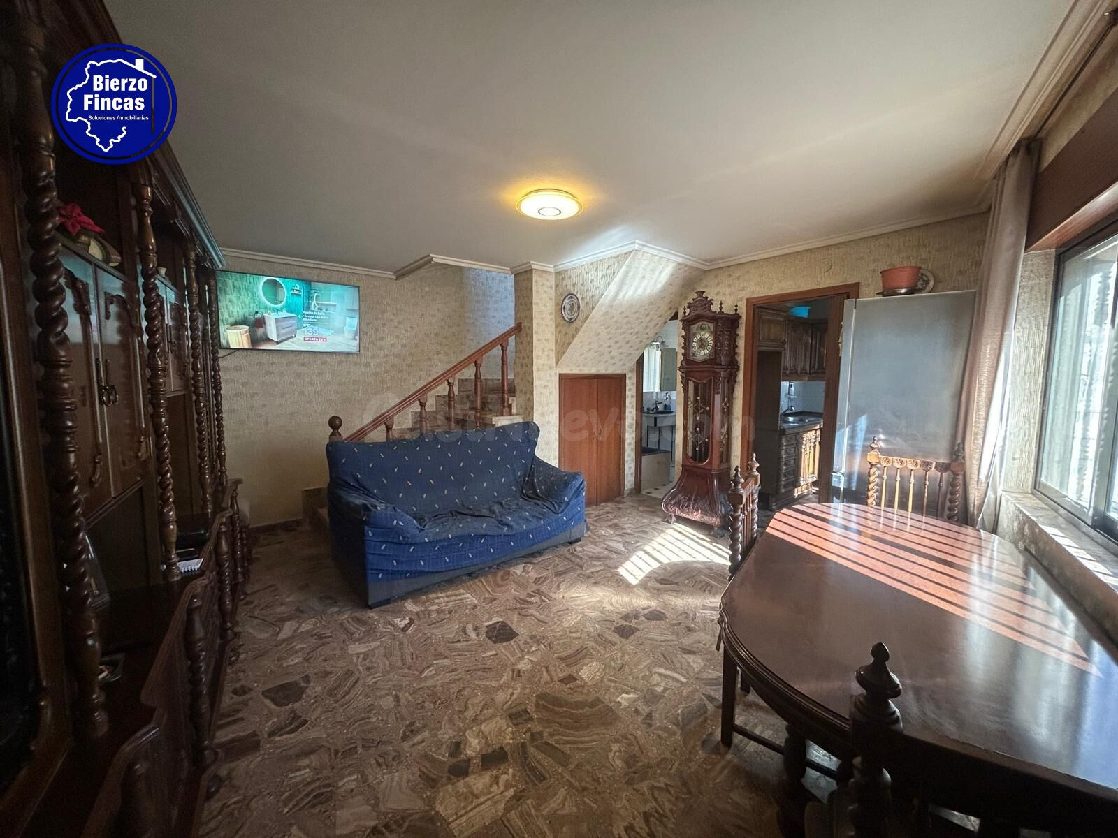 SE VENDE CASA EN VILLAVERDE DE LOS CESTOS