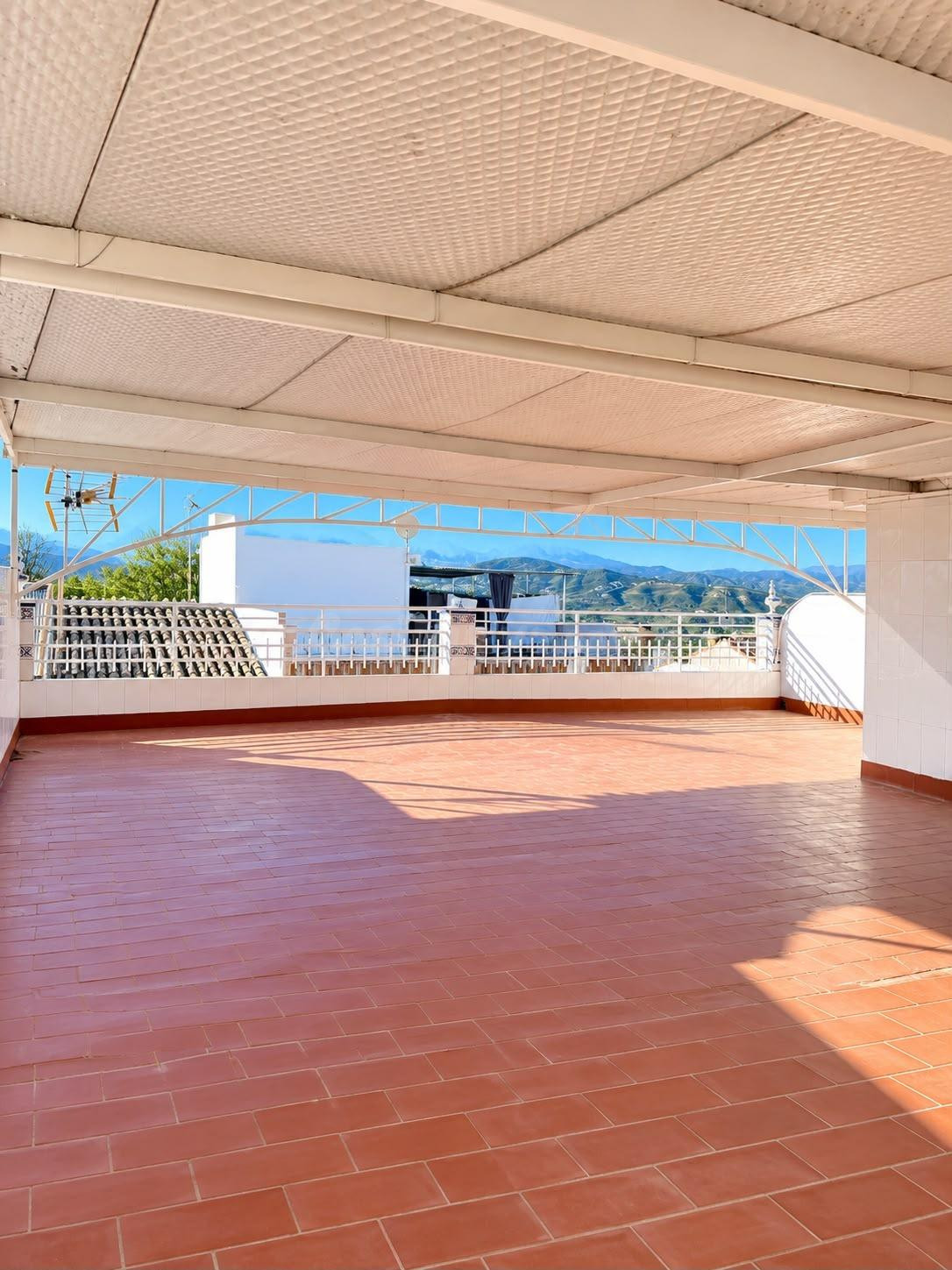 Alhaurín El Grande, Casa Mata, 4 Dormitorios, 2 baños, Gran Terraza, 2 Patios Interiores