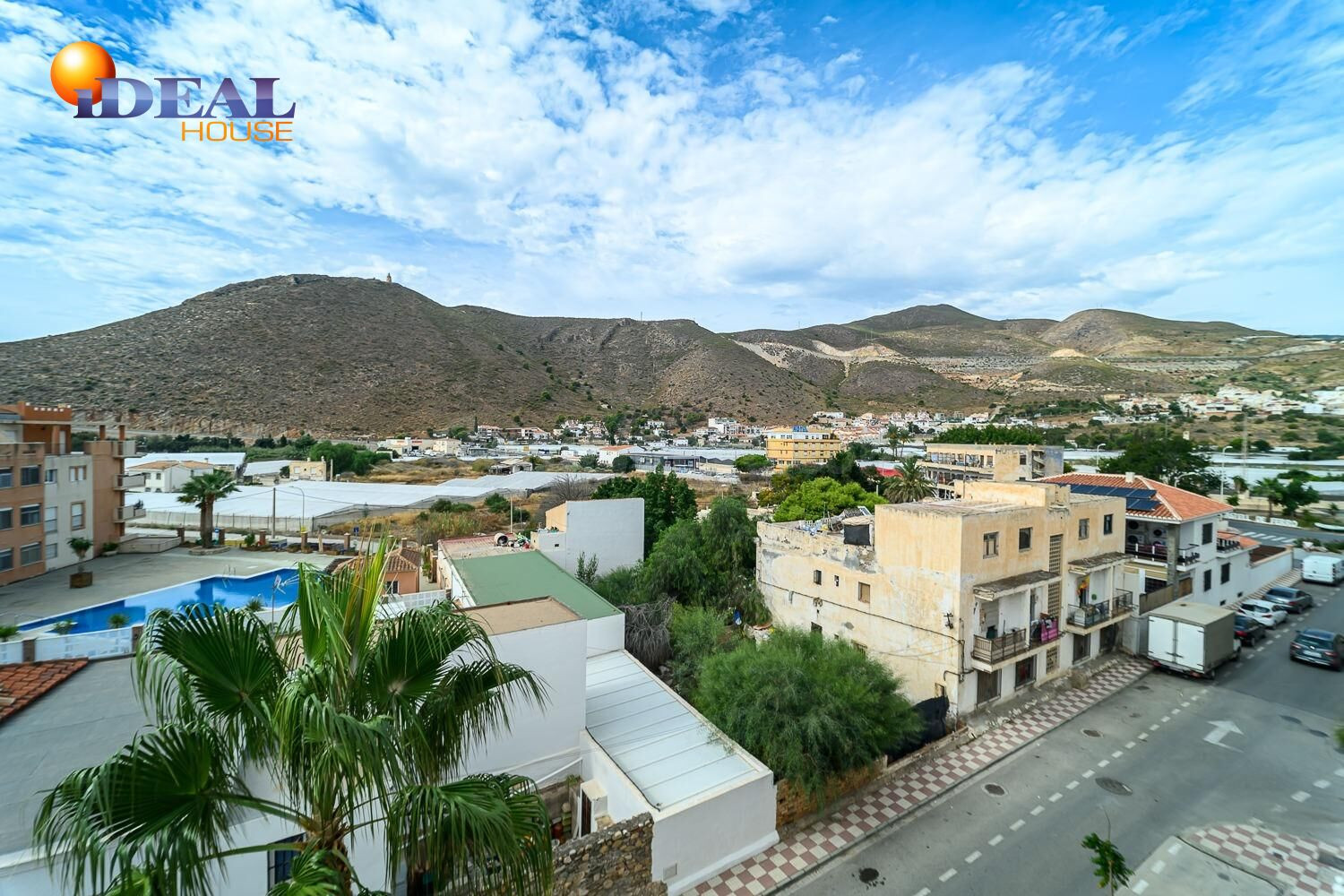 Estupendo piso en venta ubicado en Castell de Ferro - foto 2