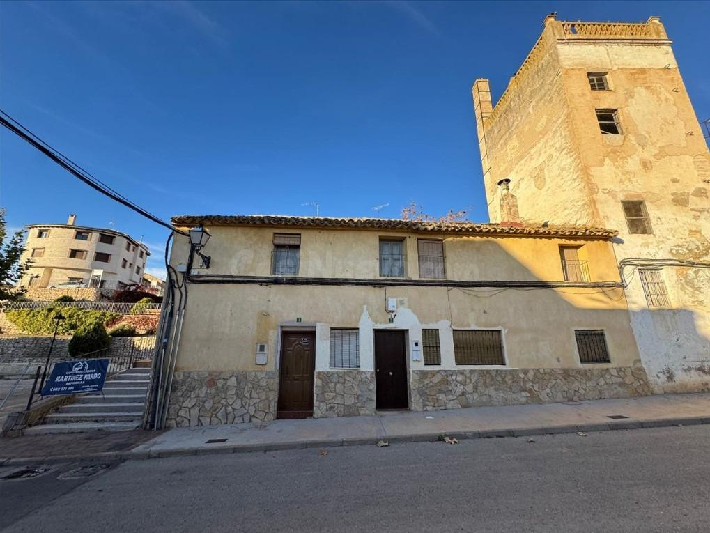 CASA EN VENTA ENGUERA (VALENCIA)