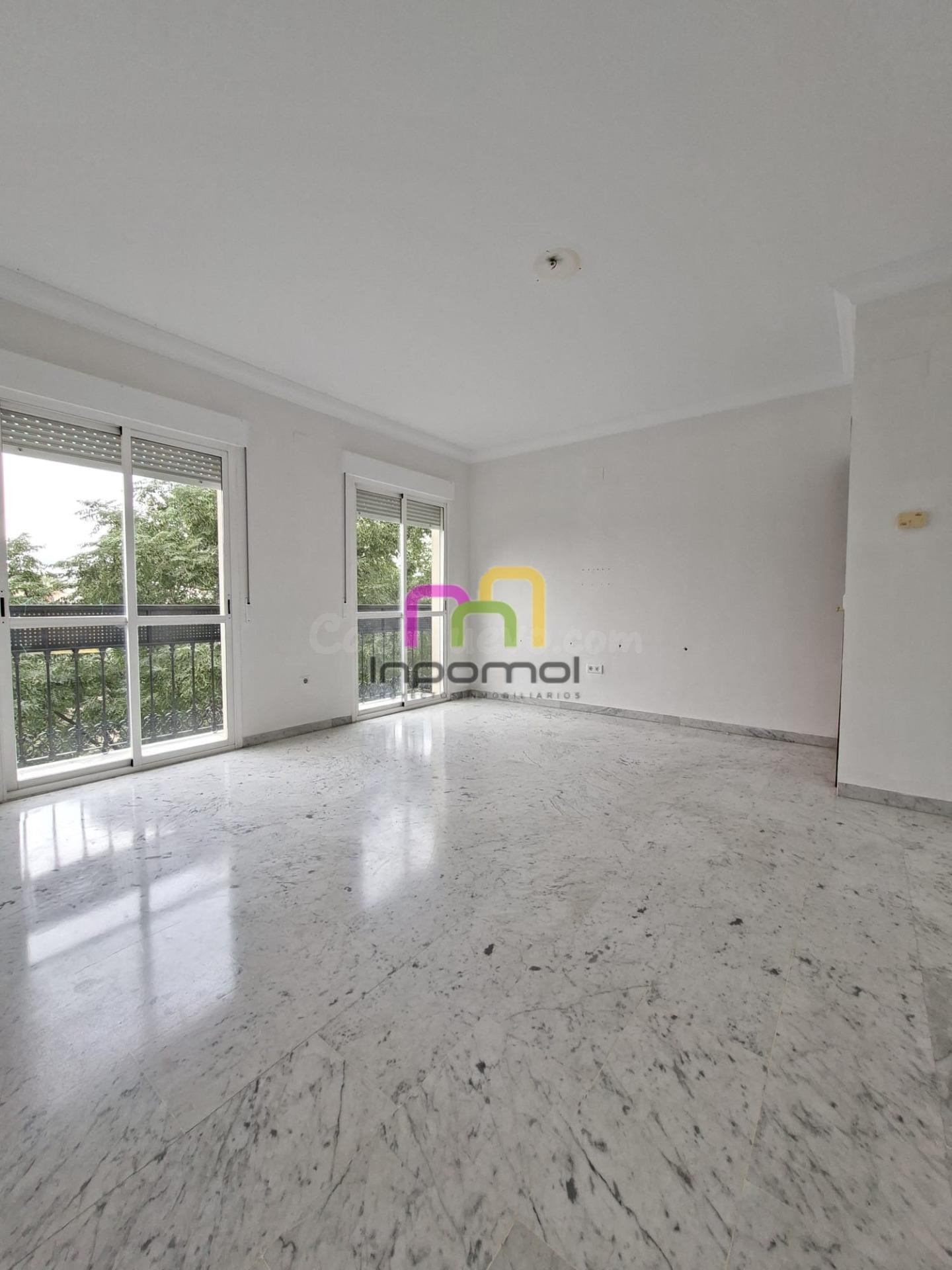 ¡¡APARTAMENTO EN ALQUILER SIN MUEBLES EN PLENO CENTRO!!