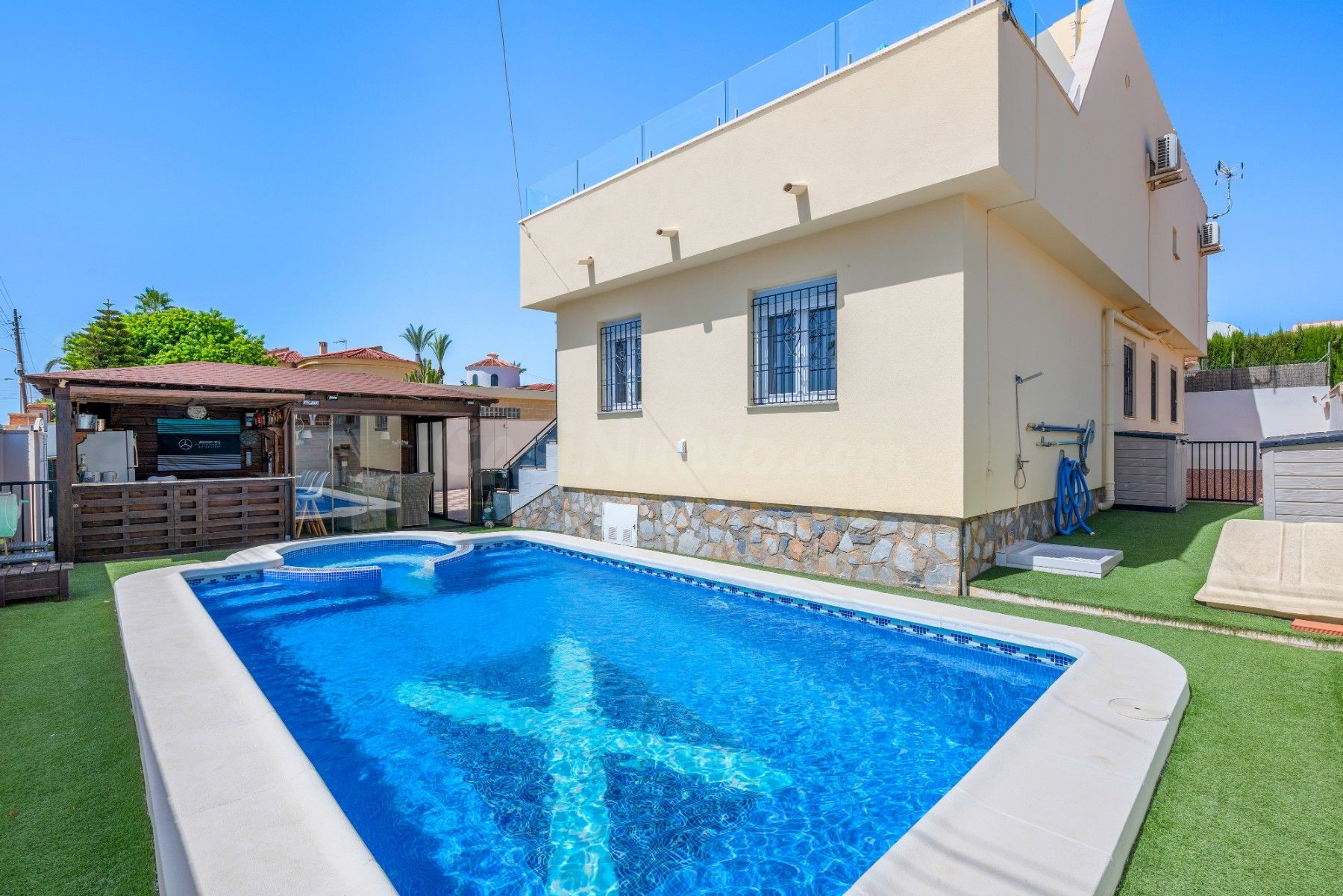 Chalet 5 habitaciones 252m² en venta - Costa blanca sur