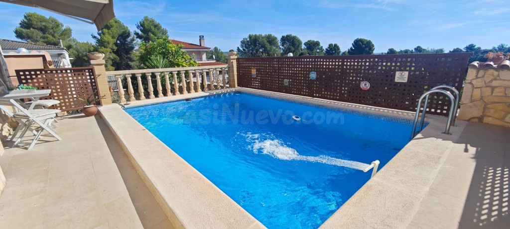 Espectacular Chalet Adosado con Piscina, Terrazas y Diseño E - foto 5