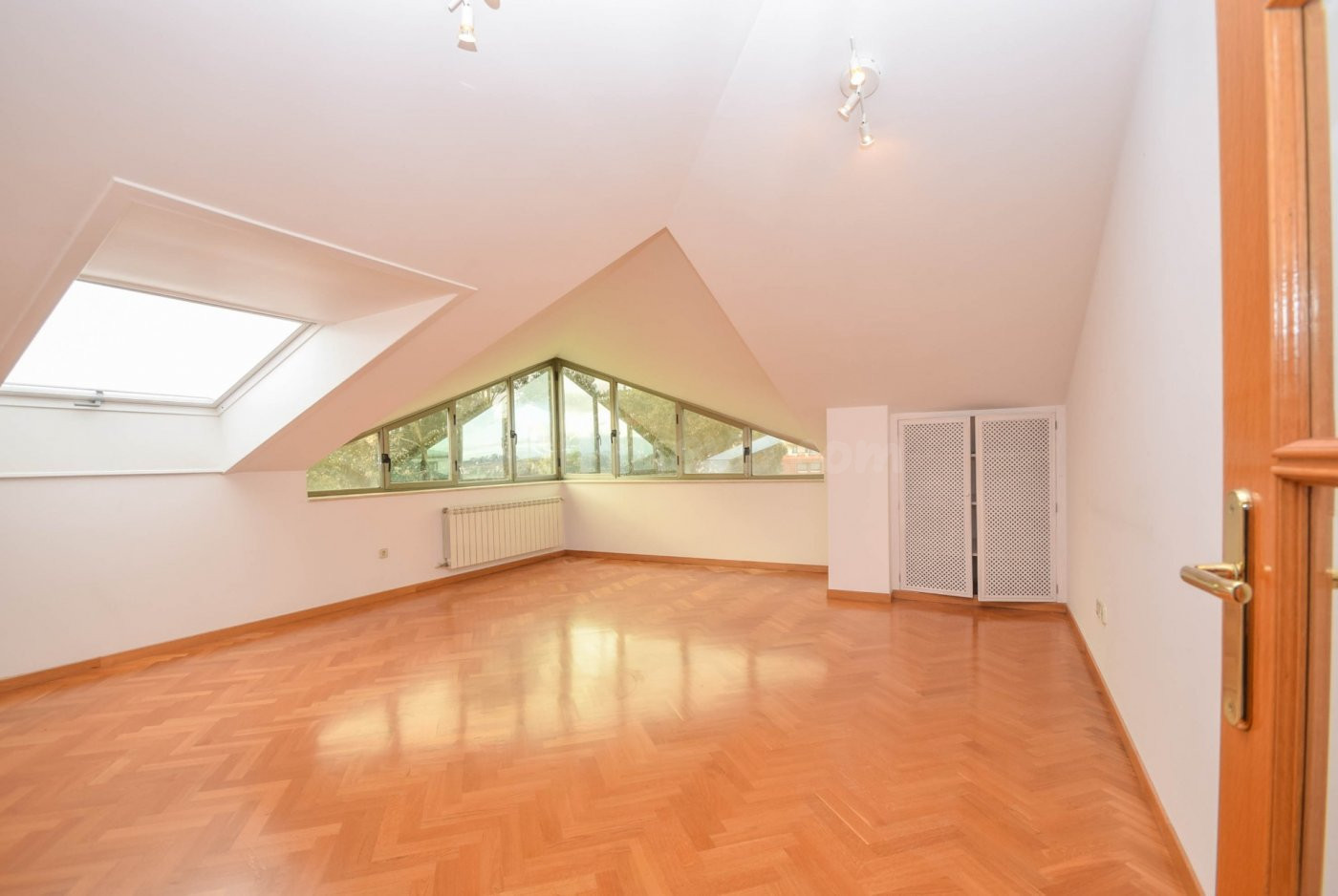 APARTAMENTO DE DISEÑO EN A CORVEIRA, CULLEREDO