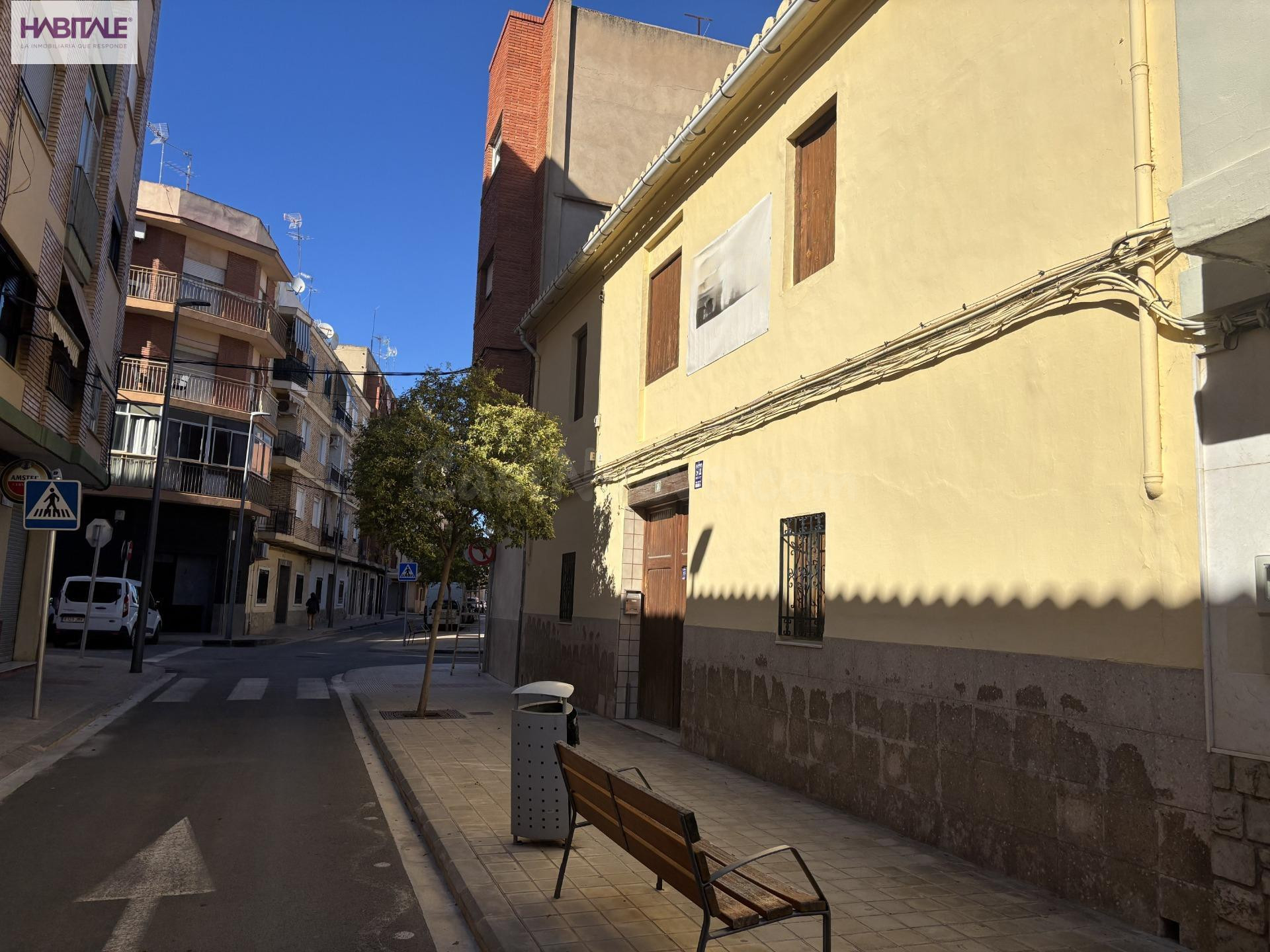 PIENSA, SUEÑA, CREA
