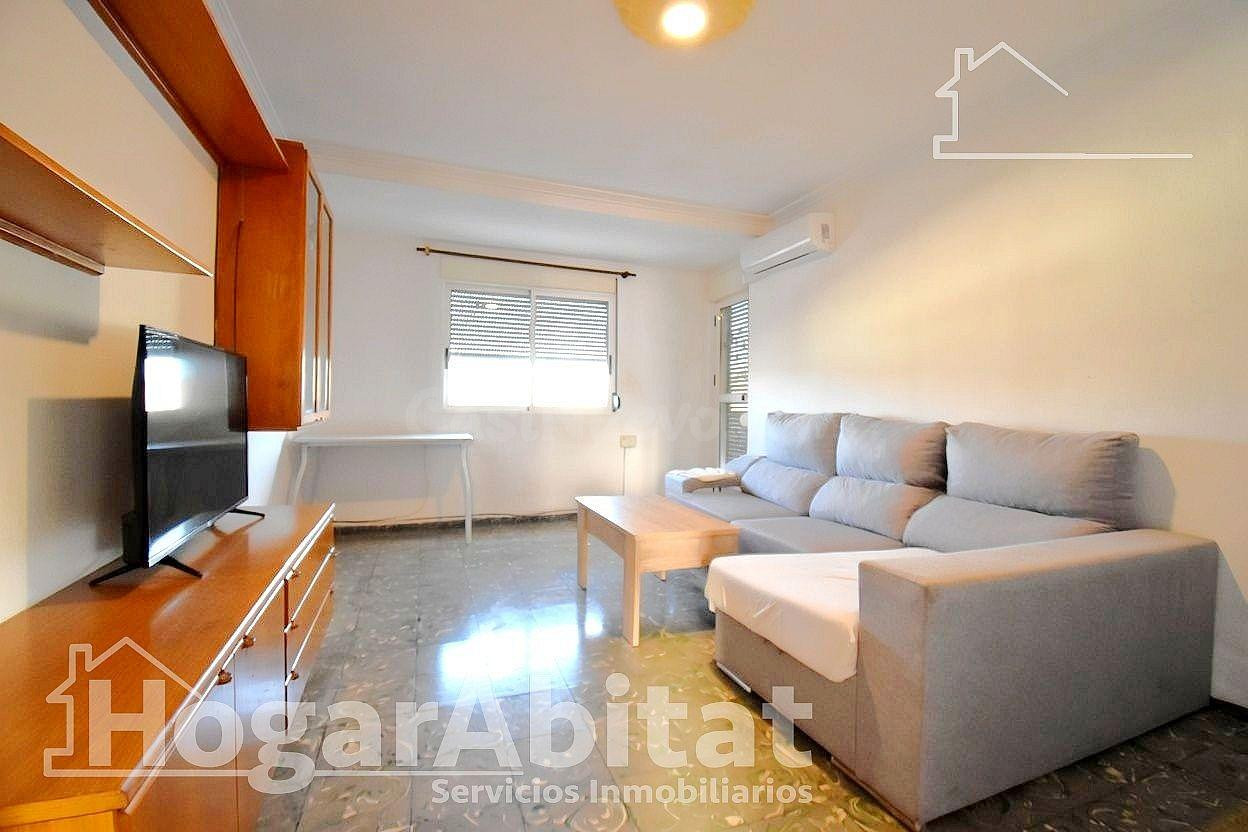 ¡Palmera centro! Acogedor y muy luminoso con terraza y balcó