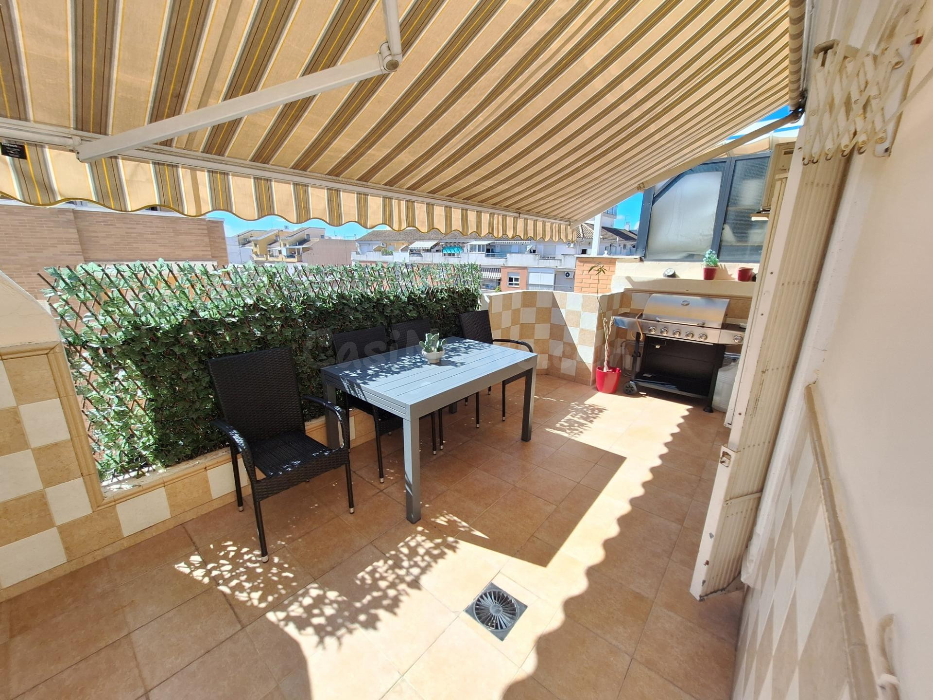 Exclusivo Ático Reformado en Alzira – Listo para Entrar a Vi - foto 3