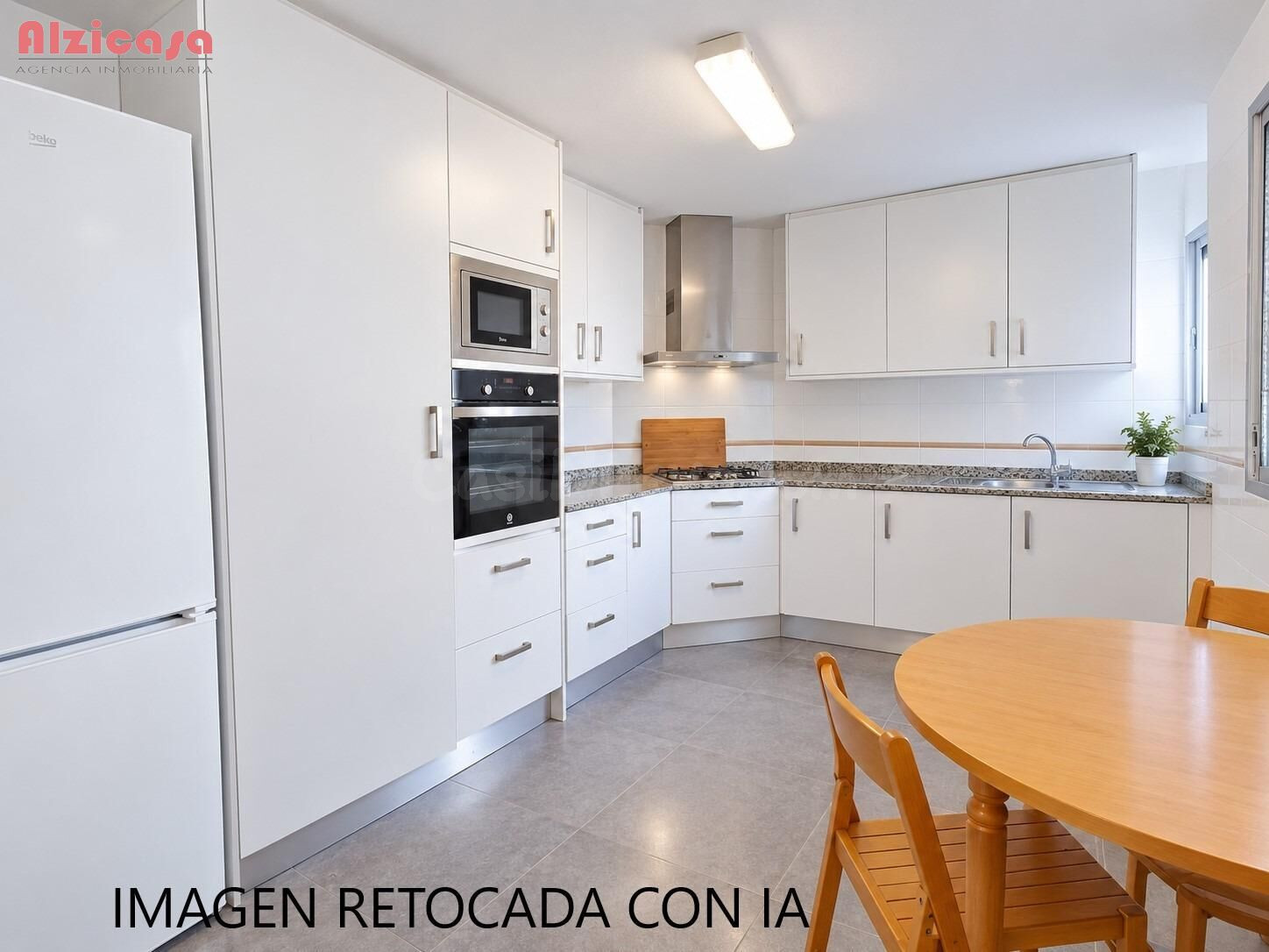 ÁTICO EN VENTA EN LA ZONA DE SANTS PATRONS   Junto al IES Re - foto 3