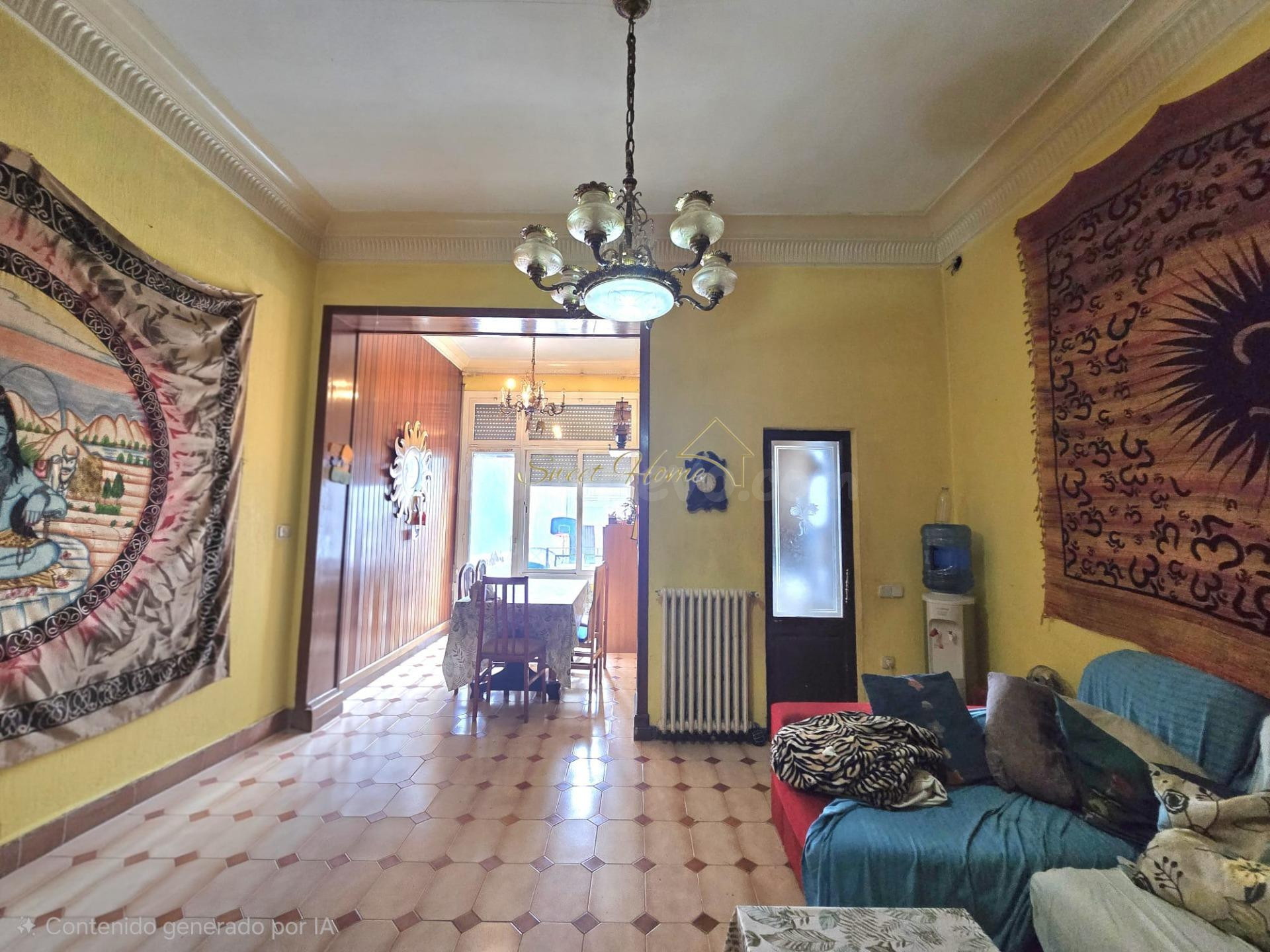 Típica casa inglesa a Reformar con Amplias Posibilidades en  - foto 3