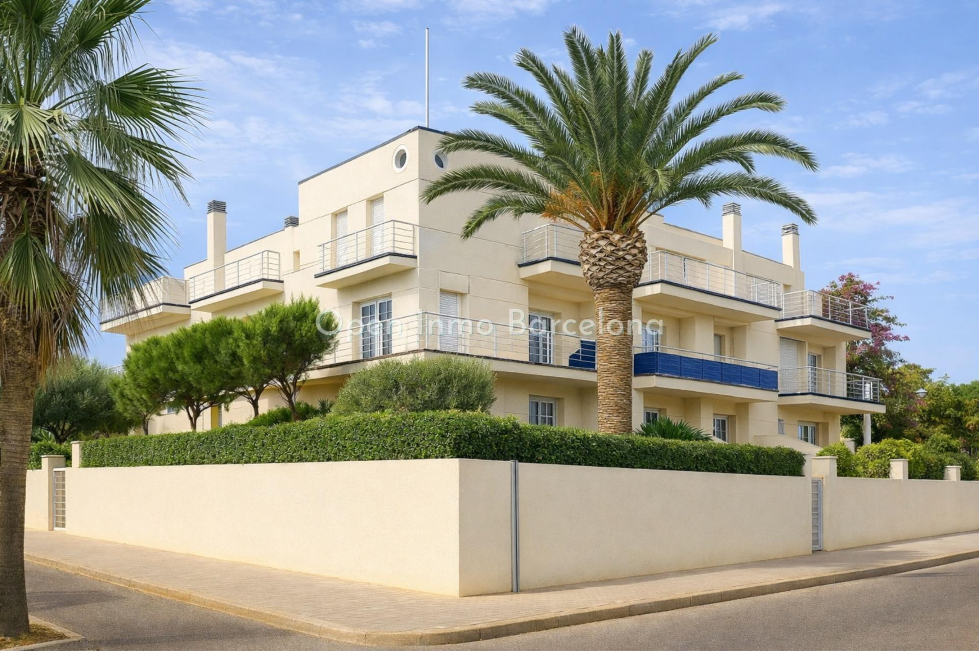 Casa exclusiva delante del Mar en Prat de Vilanova